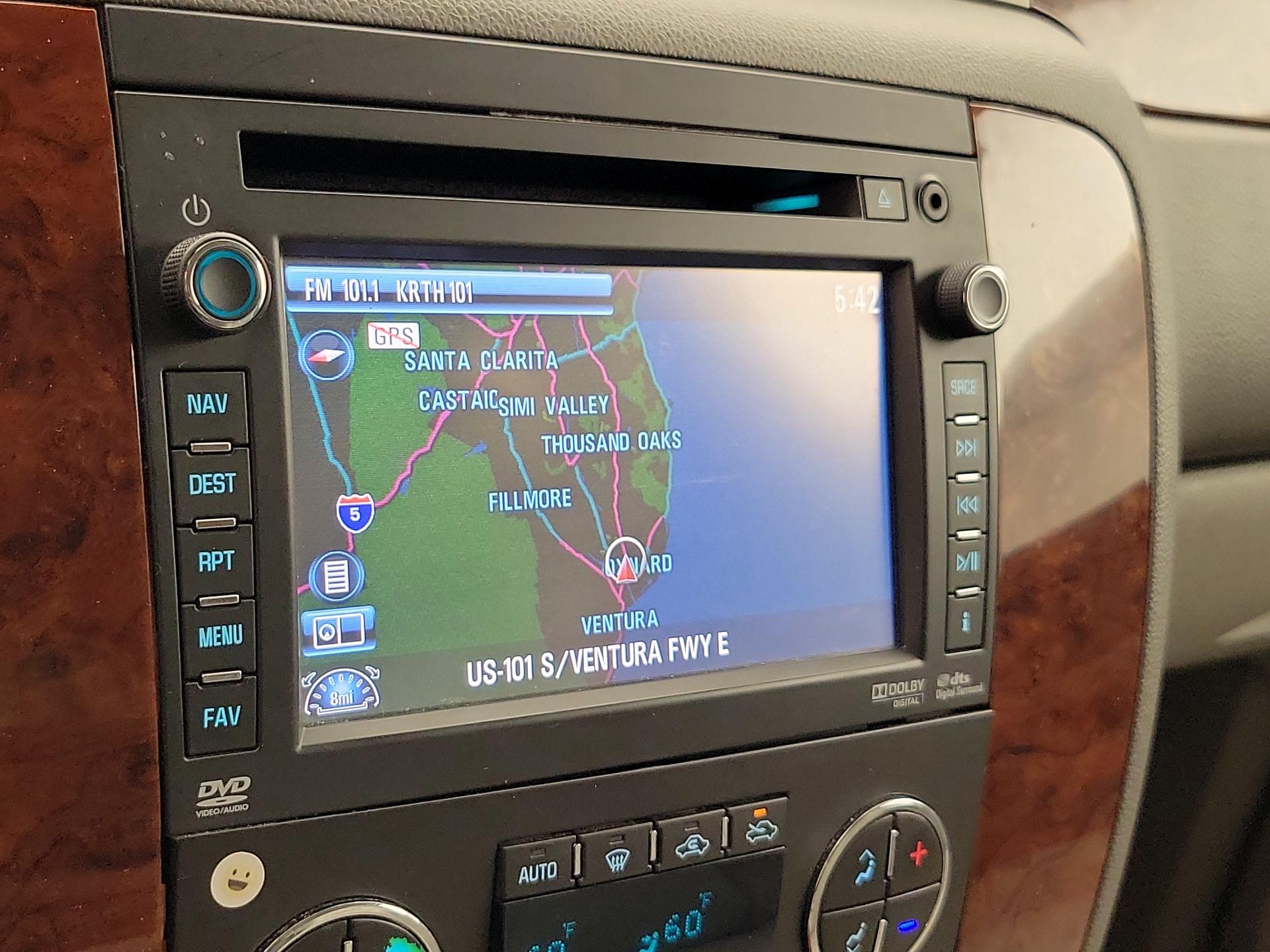 Thumbnail: 2013 Chevrolet Avalanche 1500 - 14
