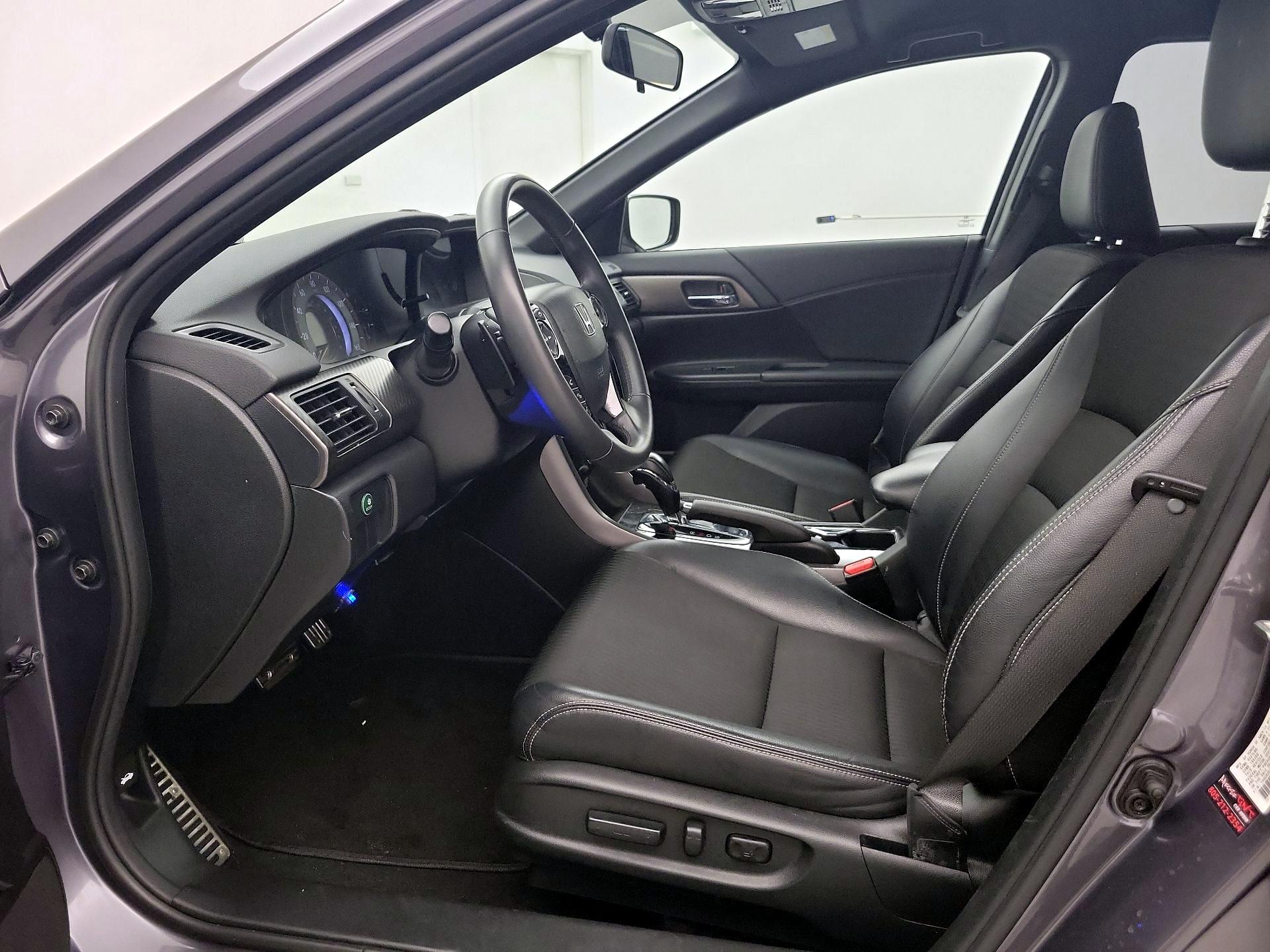 Thumbnail: 2016 Honda Accord - 11
