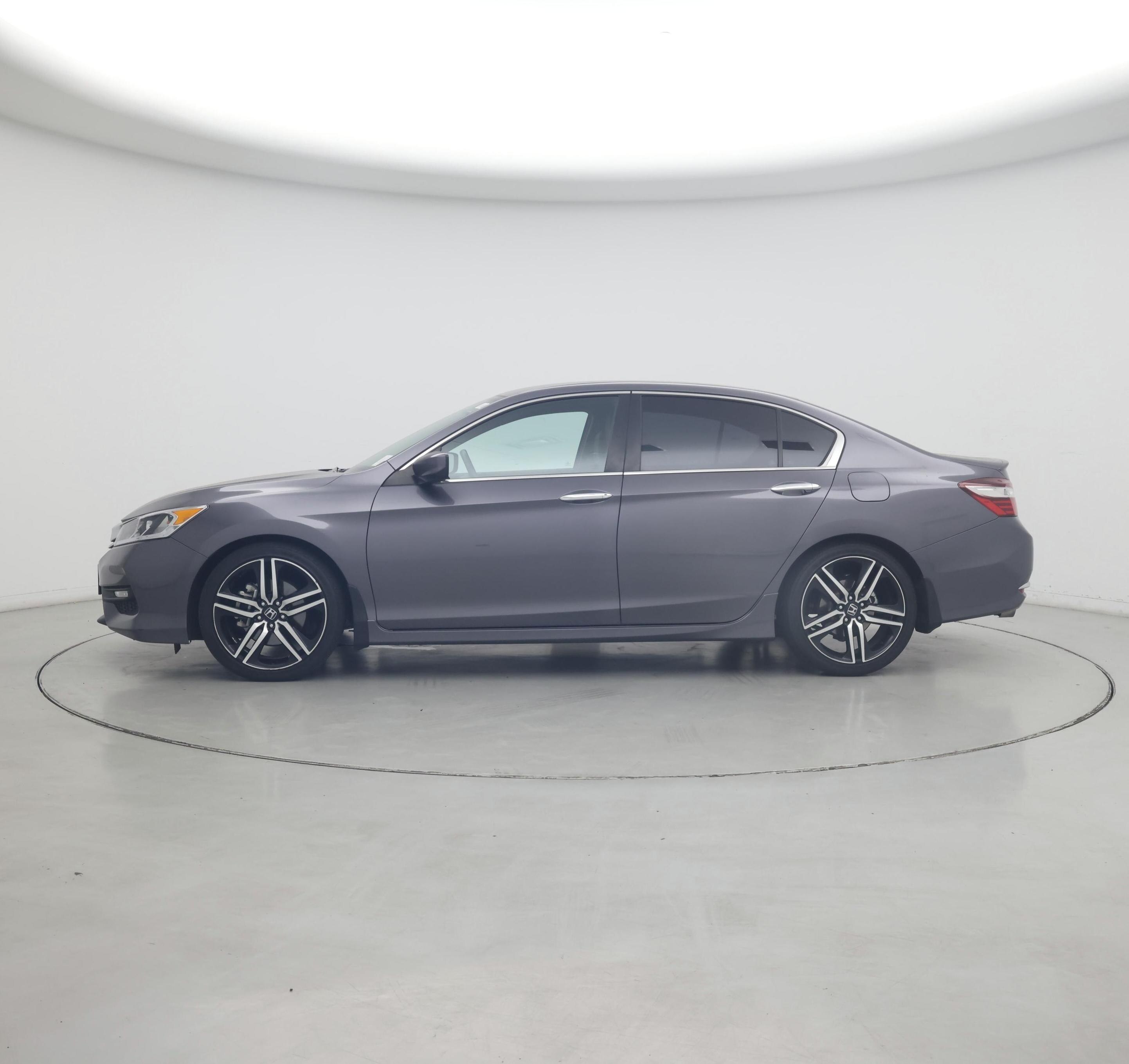 Thumbnail: 2016 Honda Accord - 3
