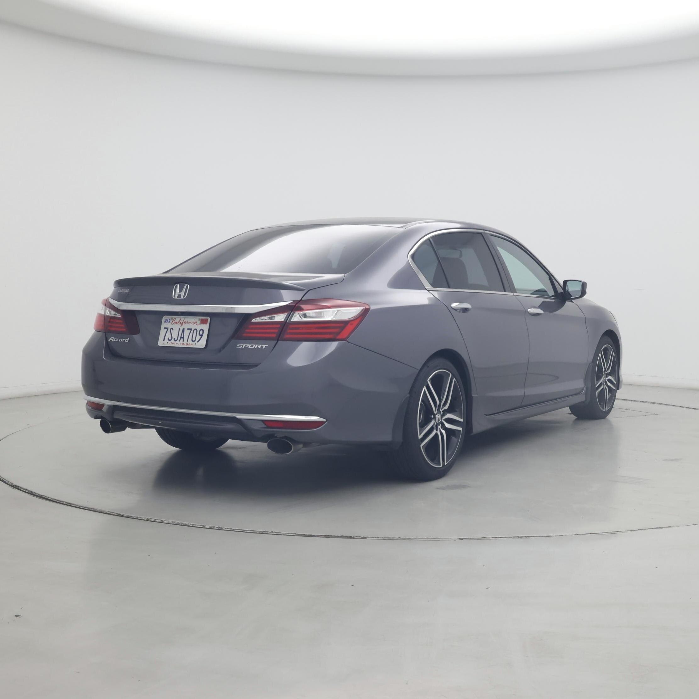 Thumbnail: 2016 Honda Accord - 8