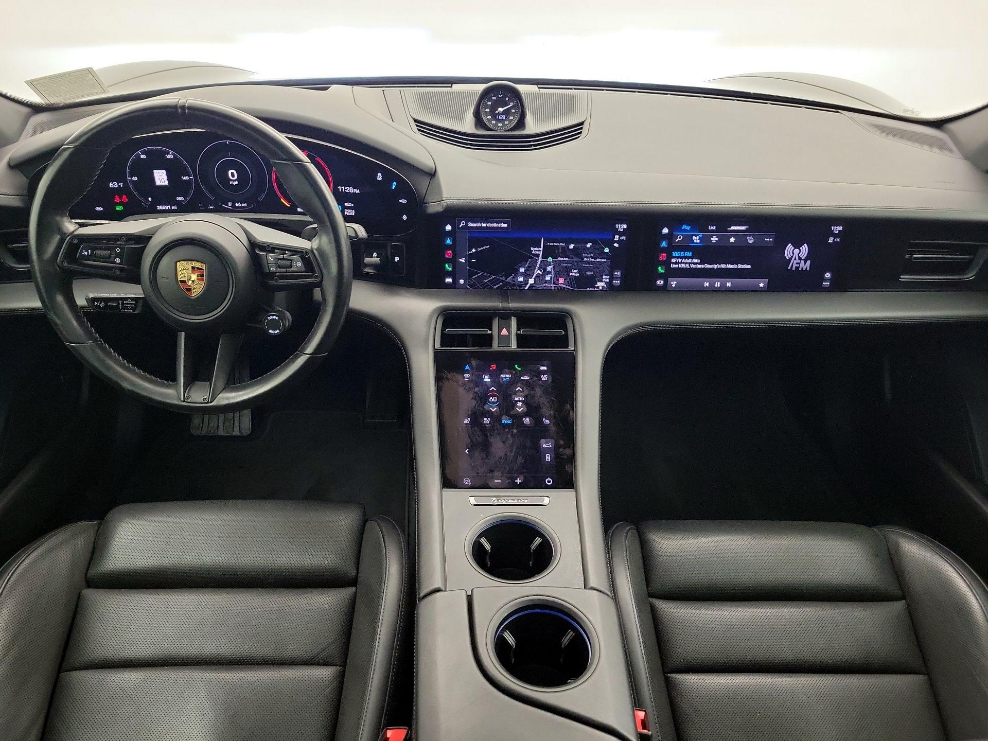 Thumbnail: 2022 Porsche Taycan - 9