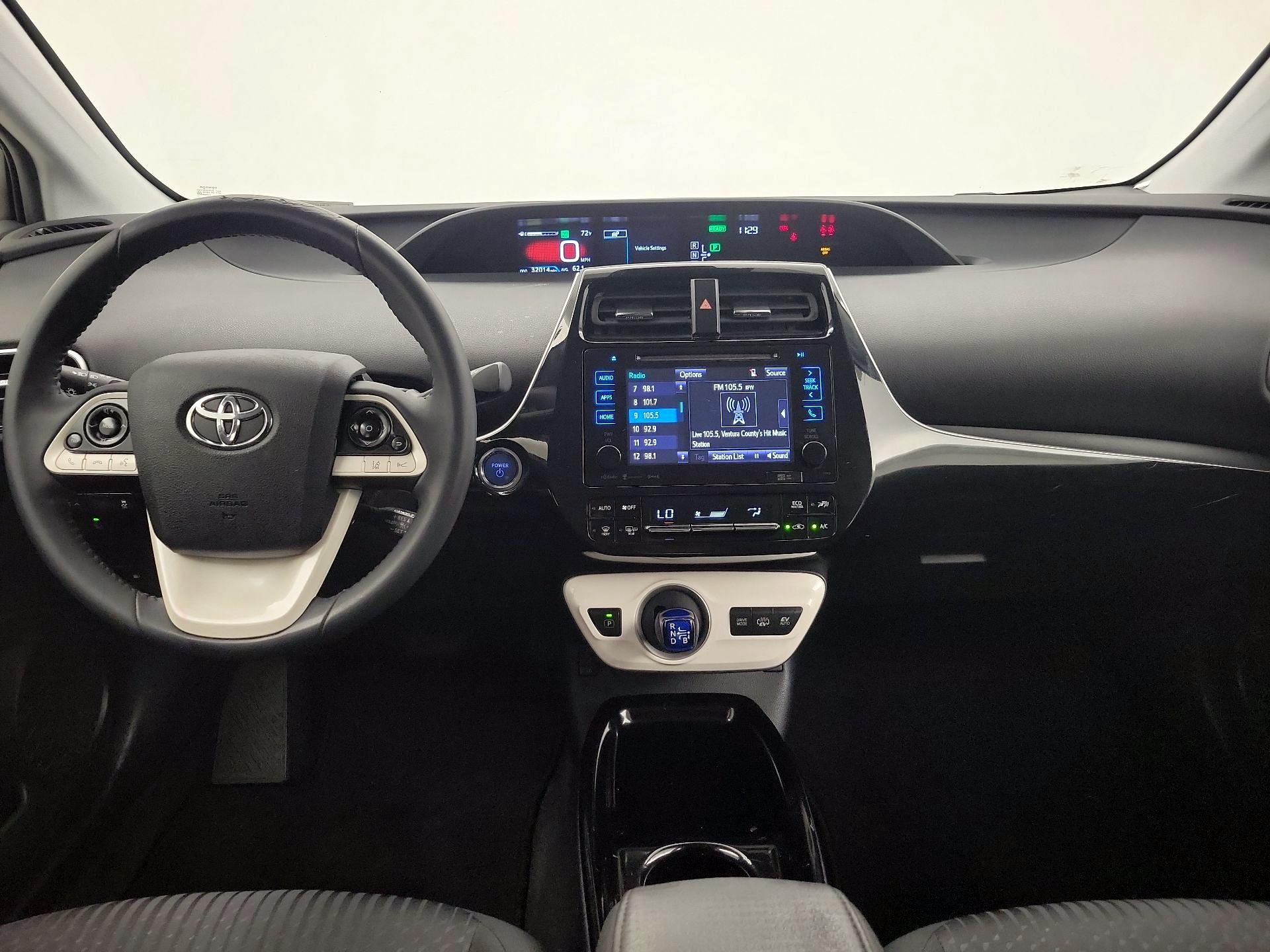 Thumbnail: 2018 Toyota Prius Prime - 9