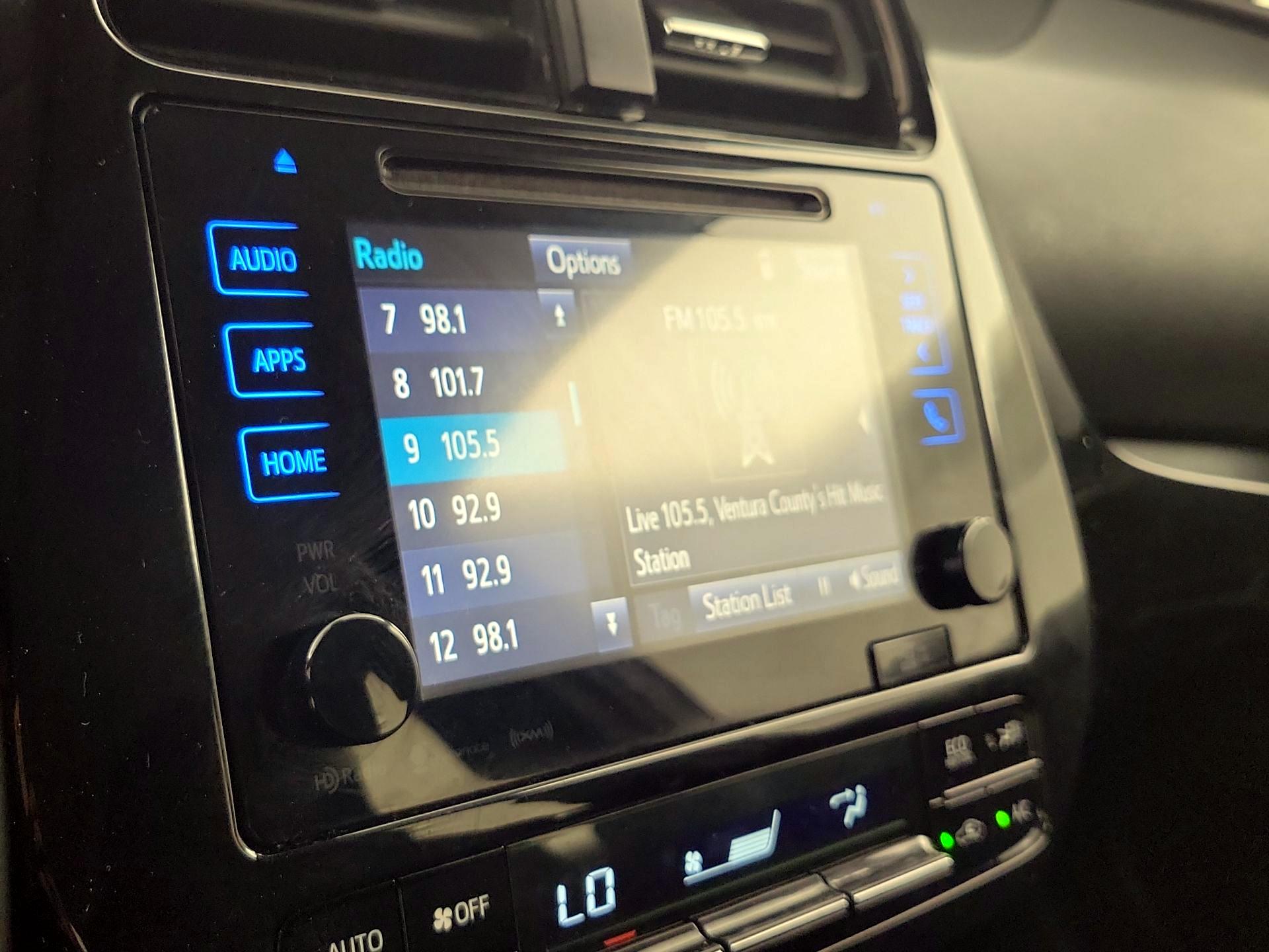 Thumbnail: 2018 Toyota Prius Prime - 15