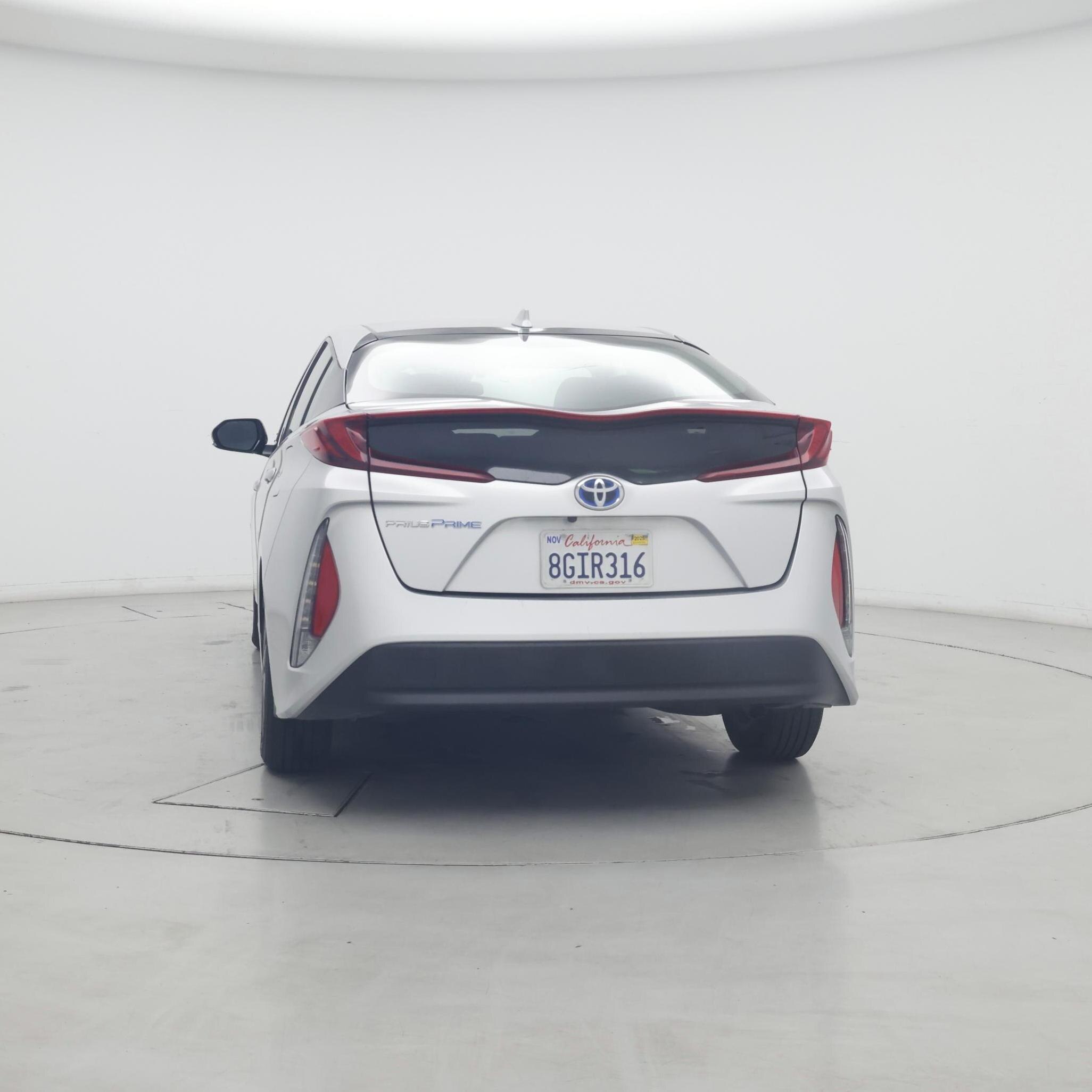 Thumbnail: 2018 Toyota Prius Prime - 6