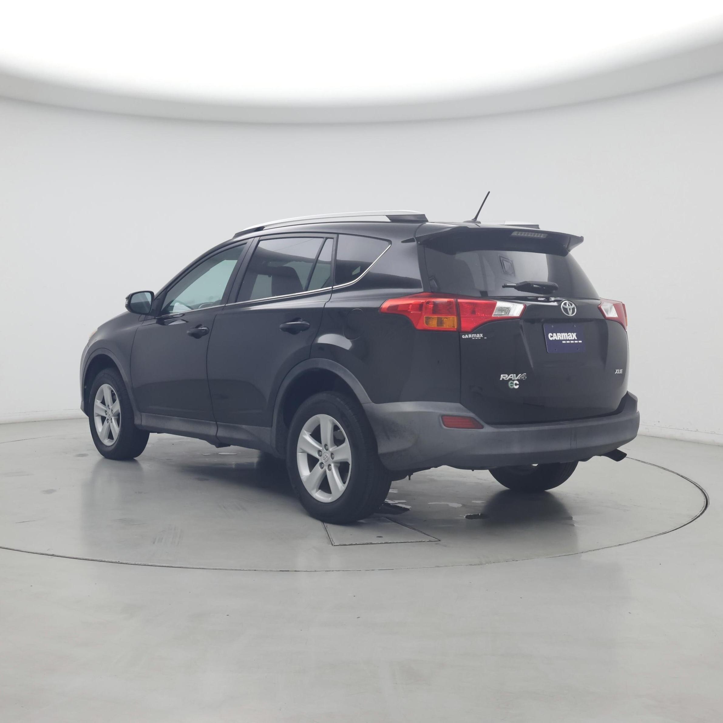 Thumbnail: 2014 Toyota RAV4 - 2