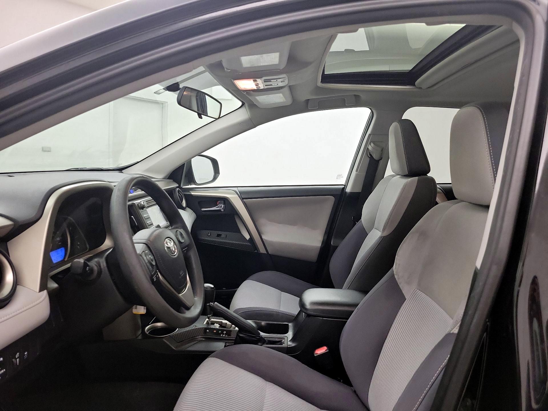 Thumbnail: 2014 Toyota RAV4 - 19