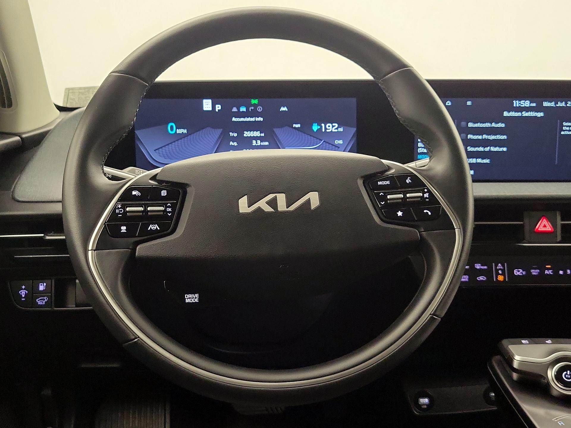 Thumbnail: 2023 Kia EV6 - 10