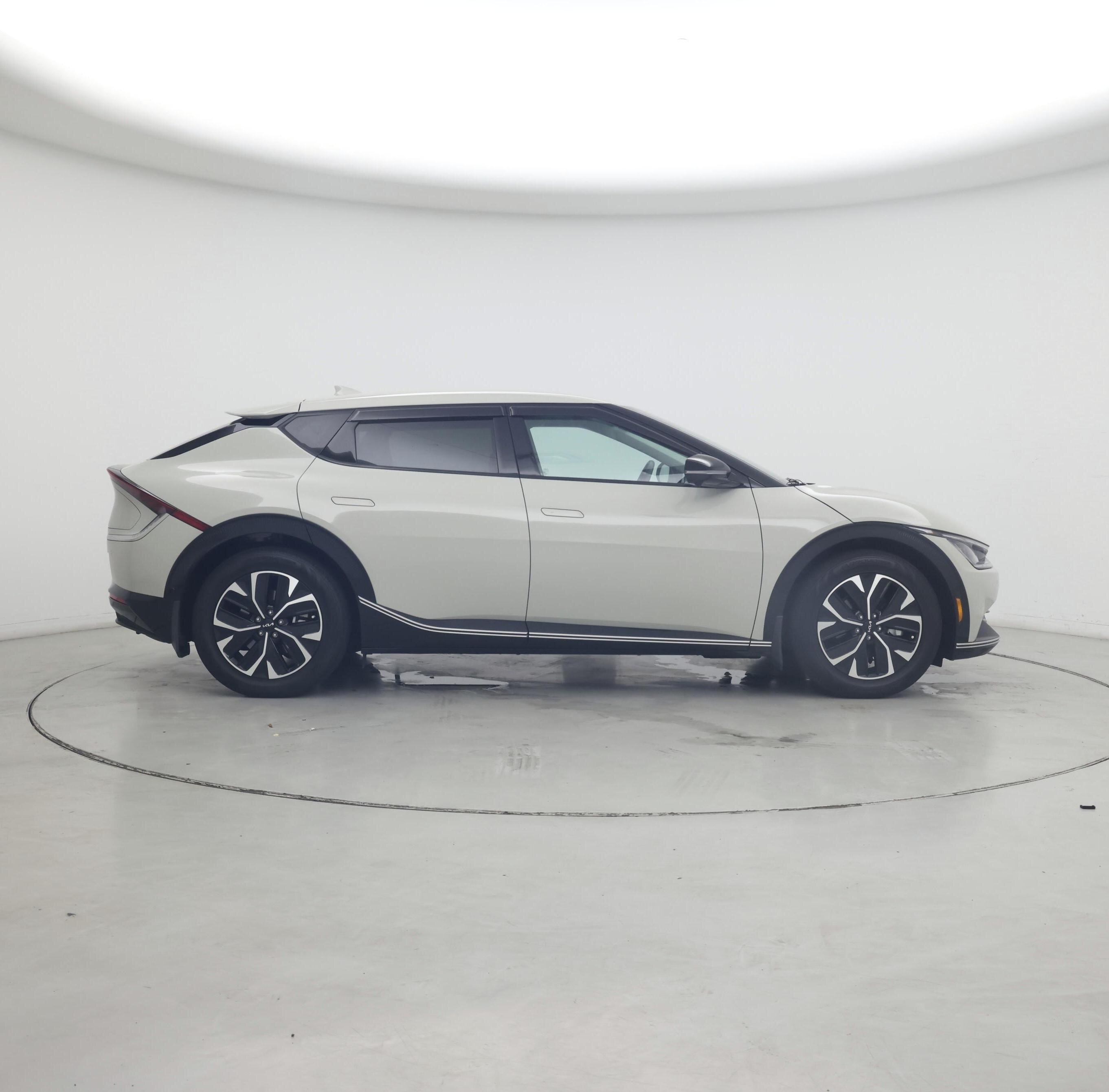 Thumbnail: 2023 Kia EV6 - 7