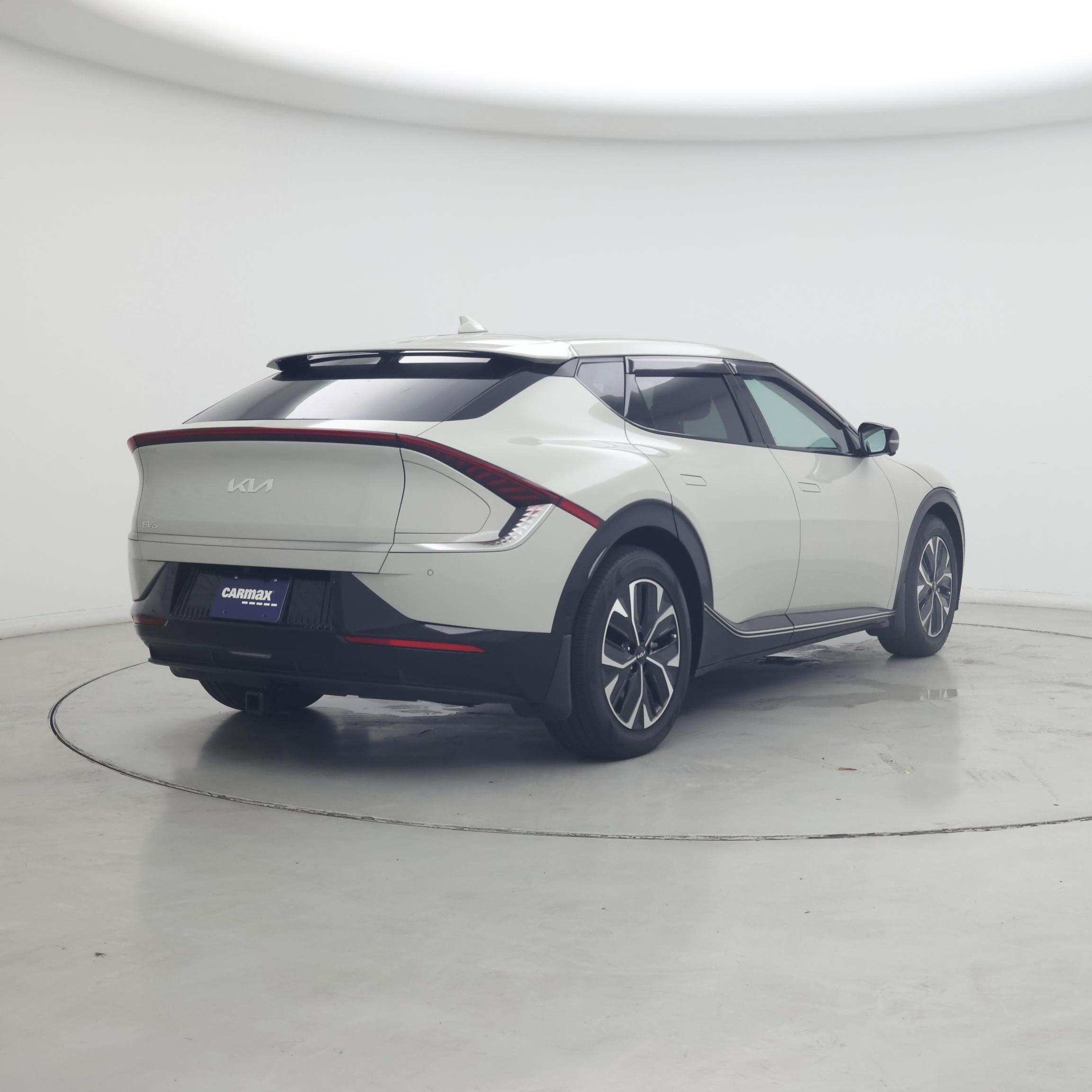 Thumbnail: 2023 Kia EV6 - 8