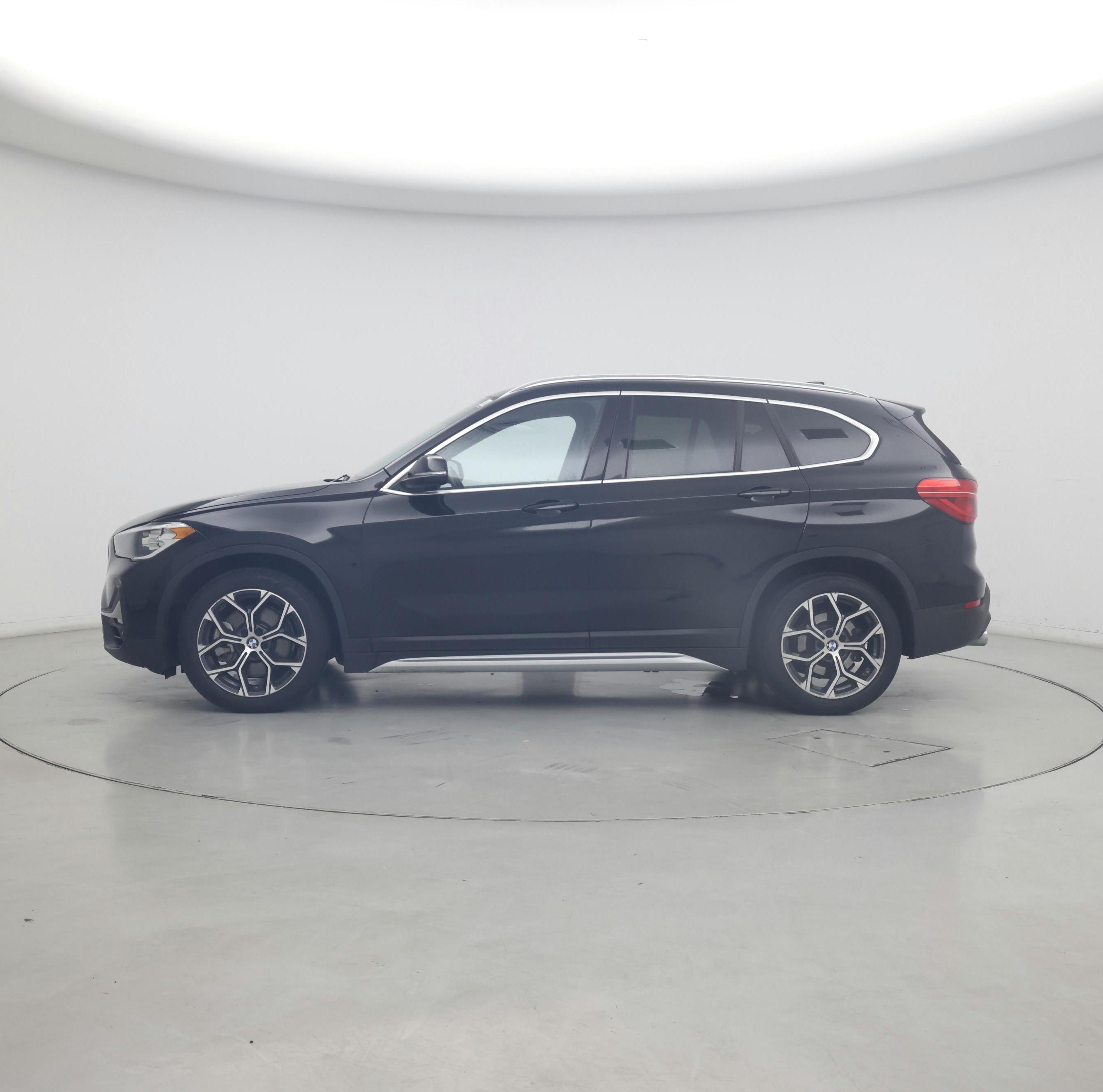 Thumbnail: 2020 BMW X1 - 3