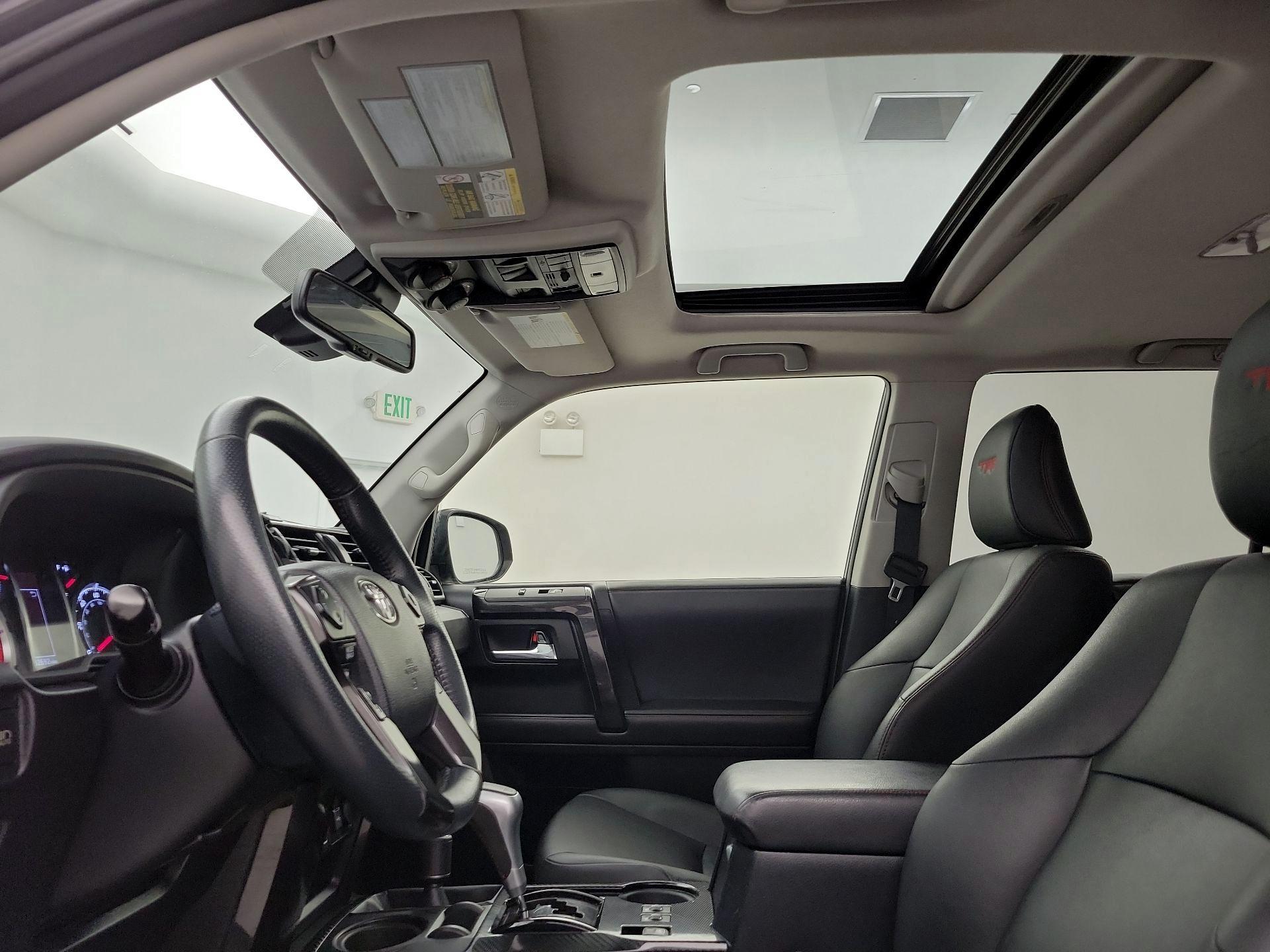 Thumbnail: 2020 Toyota 4Runner - 20