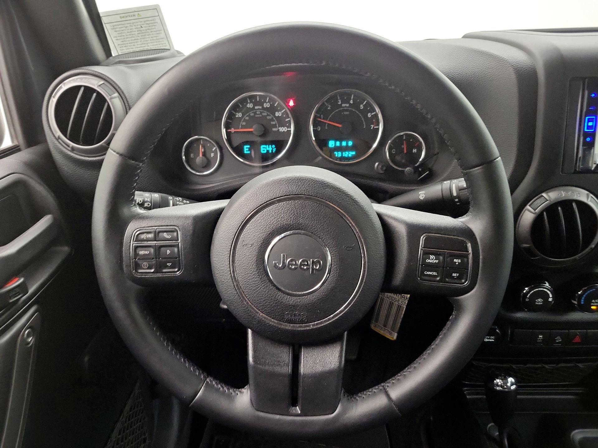 Thumbnail: 2017 Jeep Wrangler - 10