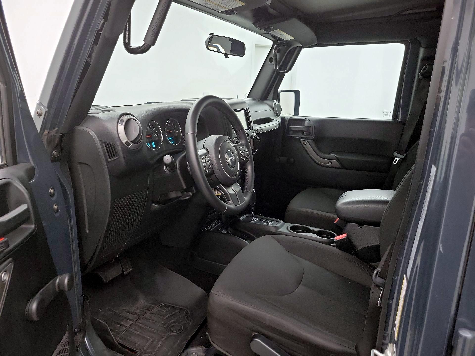 Thumbnail: 2017 Jeep Wrangler - 11