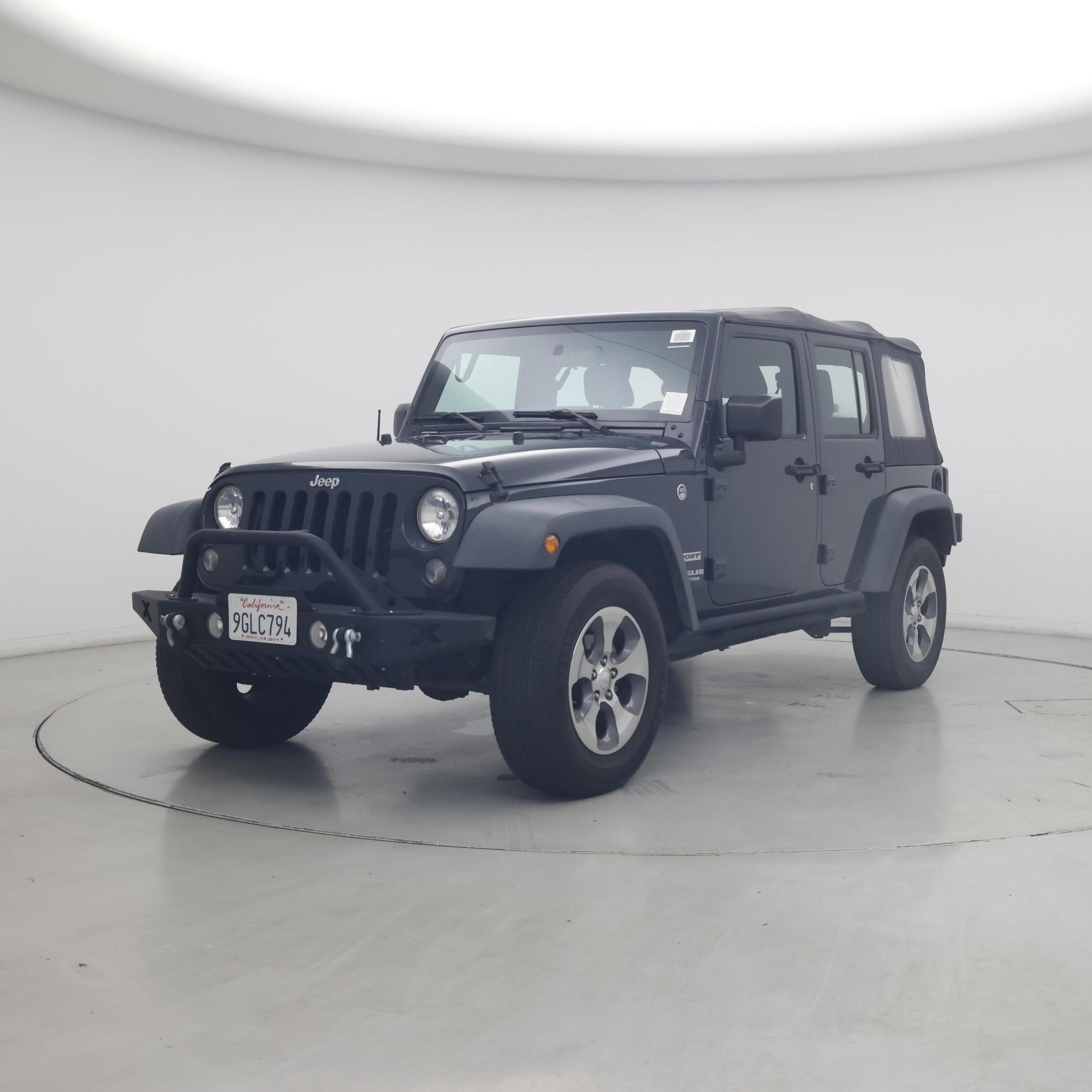 Thumbnail: 2017 Jeep Wrangler - 4