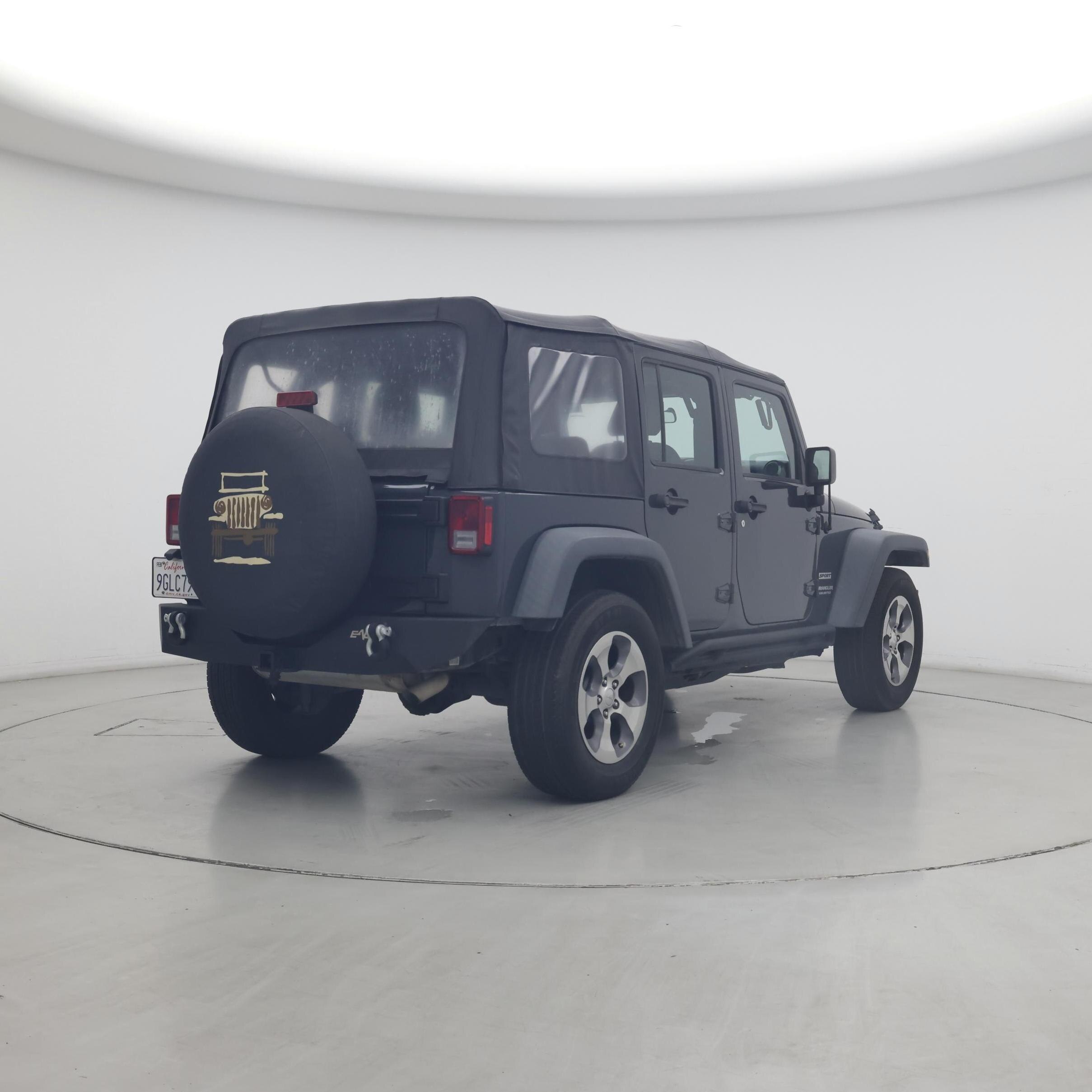 Thumbnail: 2017 Jeep Wrangler - 8