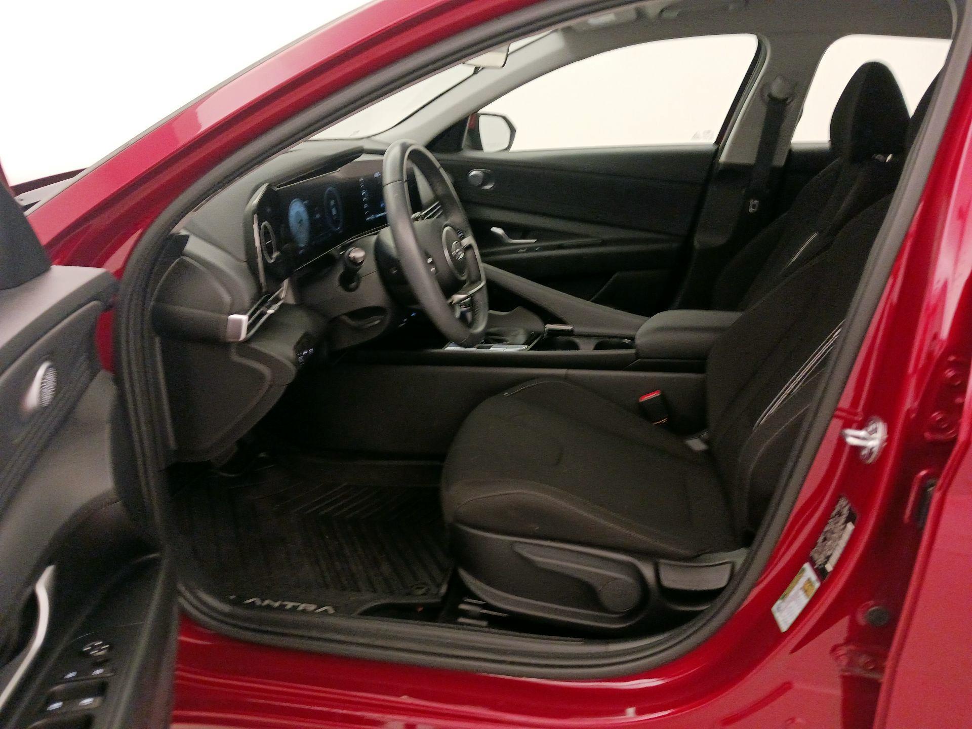 Thumbnail: 2023 Hyundai Elantra - 11