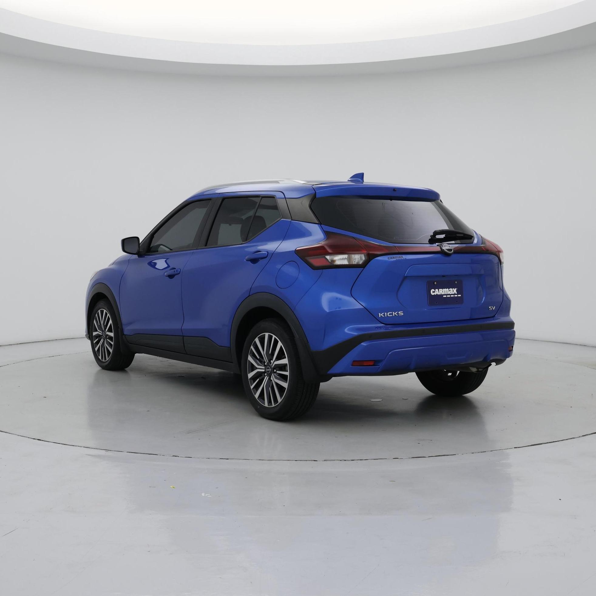 Thumbnail: 2023 Nissan Kicks - 2