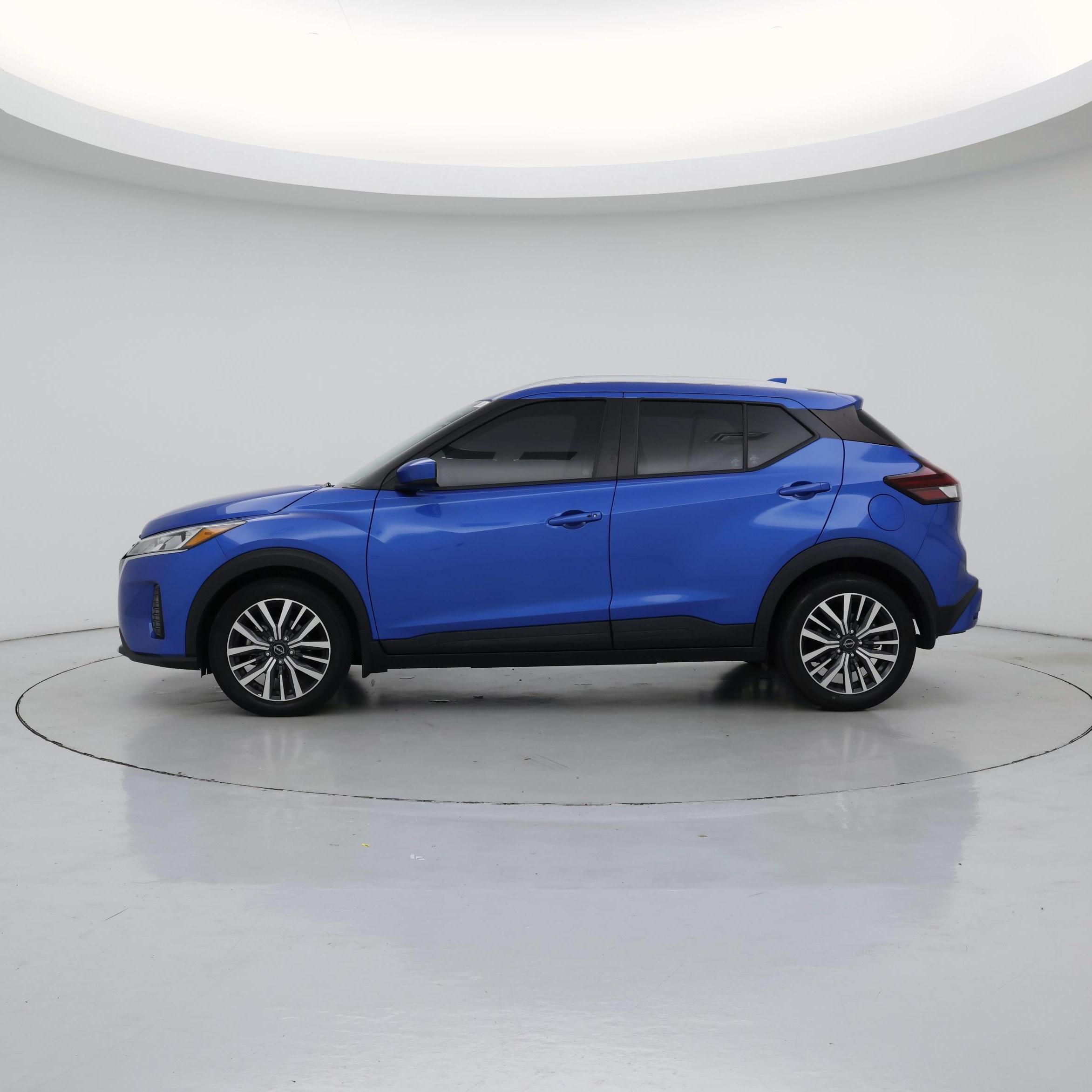 Thumbnail: 2023 Nissan Kicks - 3
