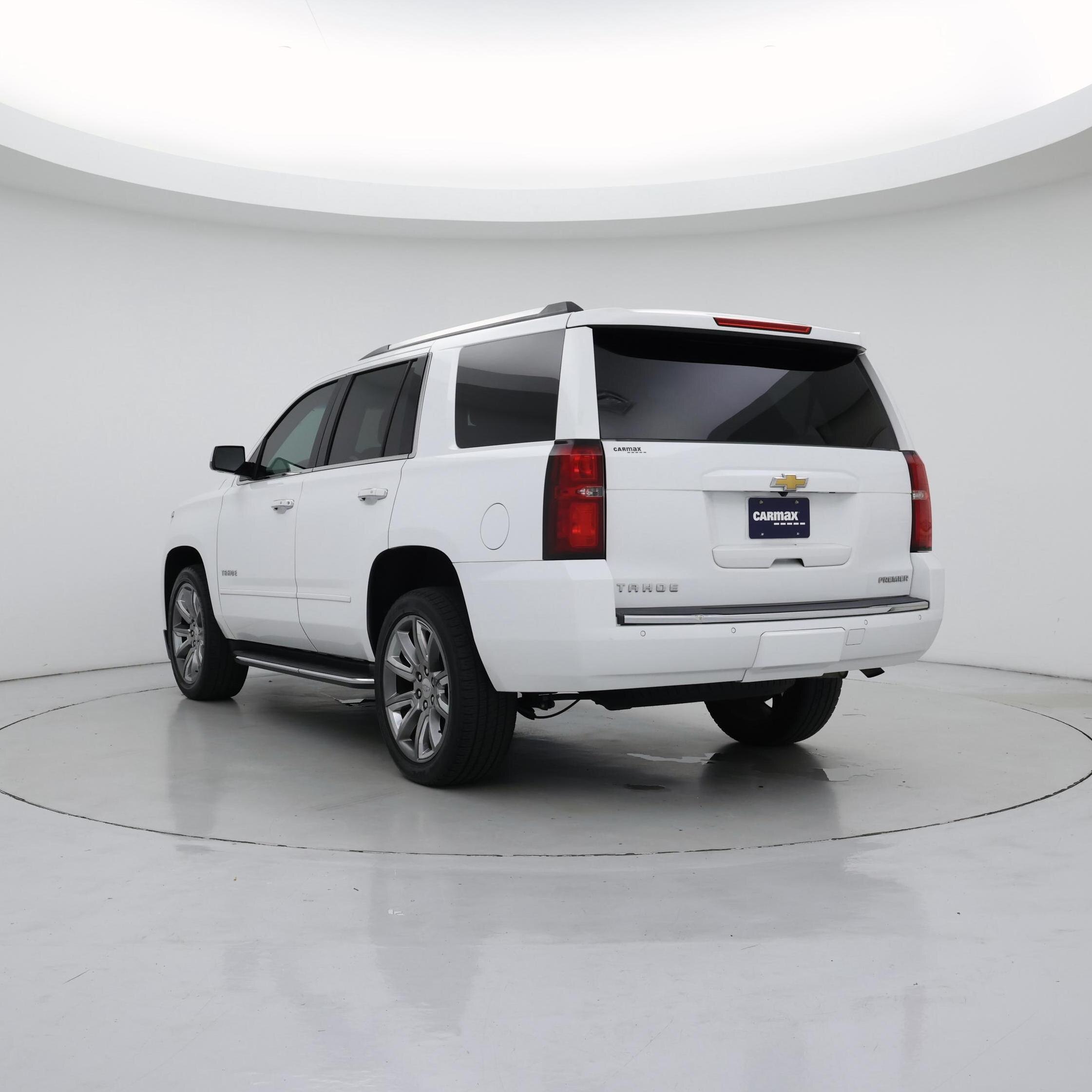 Thumbnail: 2019 Chevrolet Tahoe - 2