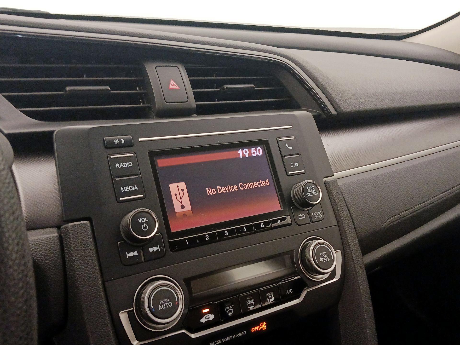 Thumbnail: 2017 Honda Civic - 13