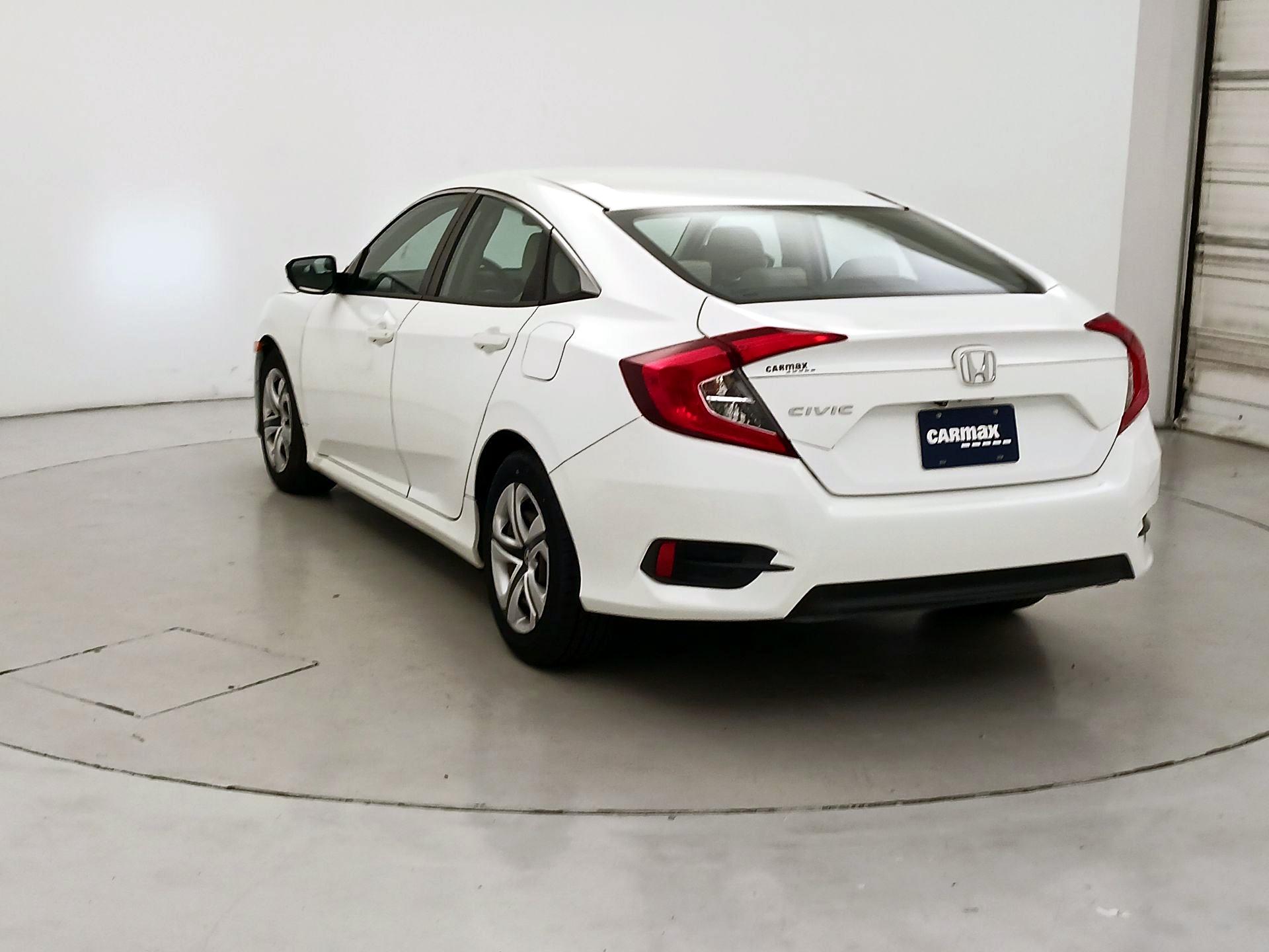 Thumbnail: 2017 Honda Civic - 7