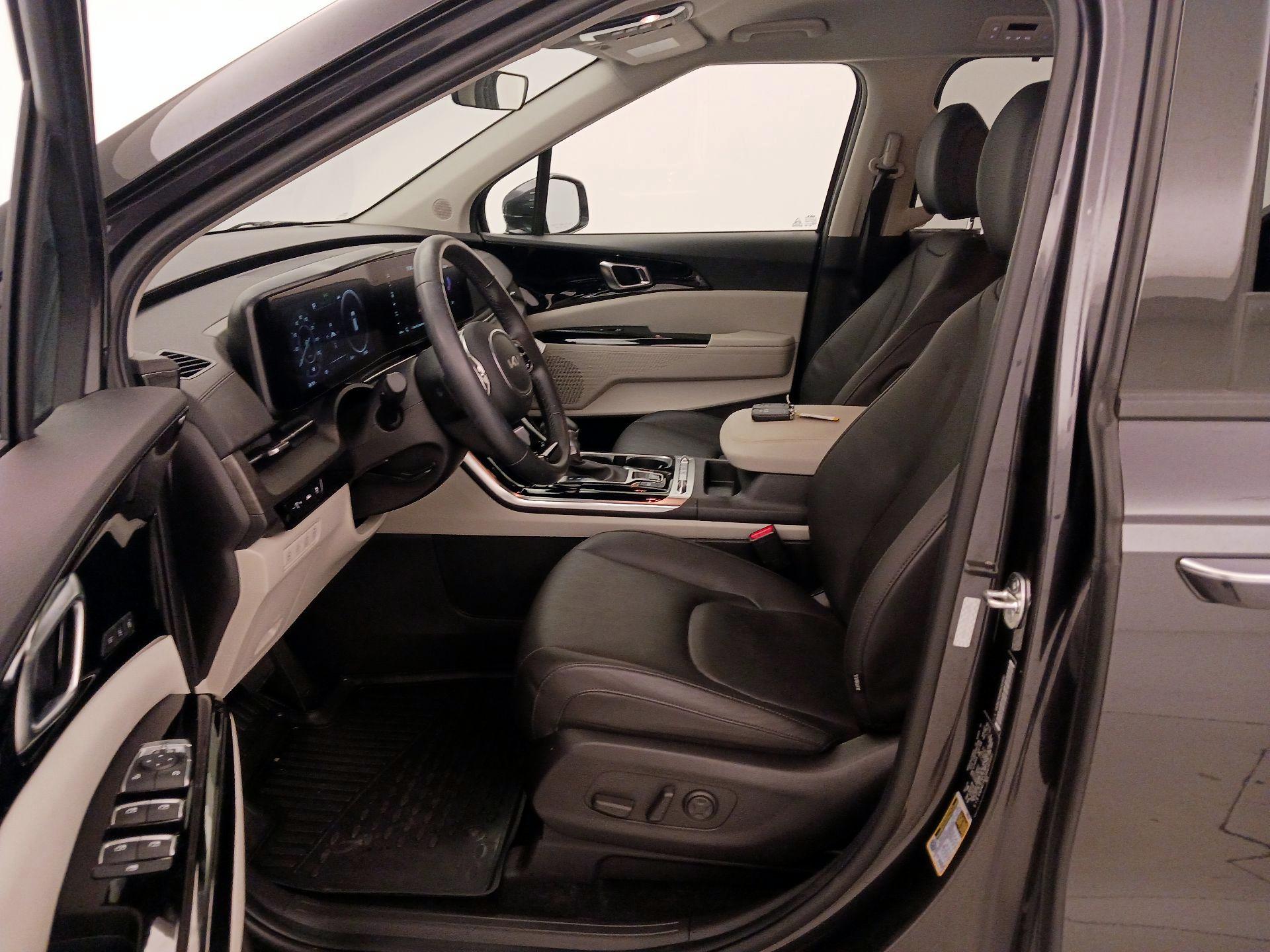 Thumbnail: 2024 Kia Carnival - 11