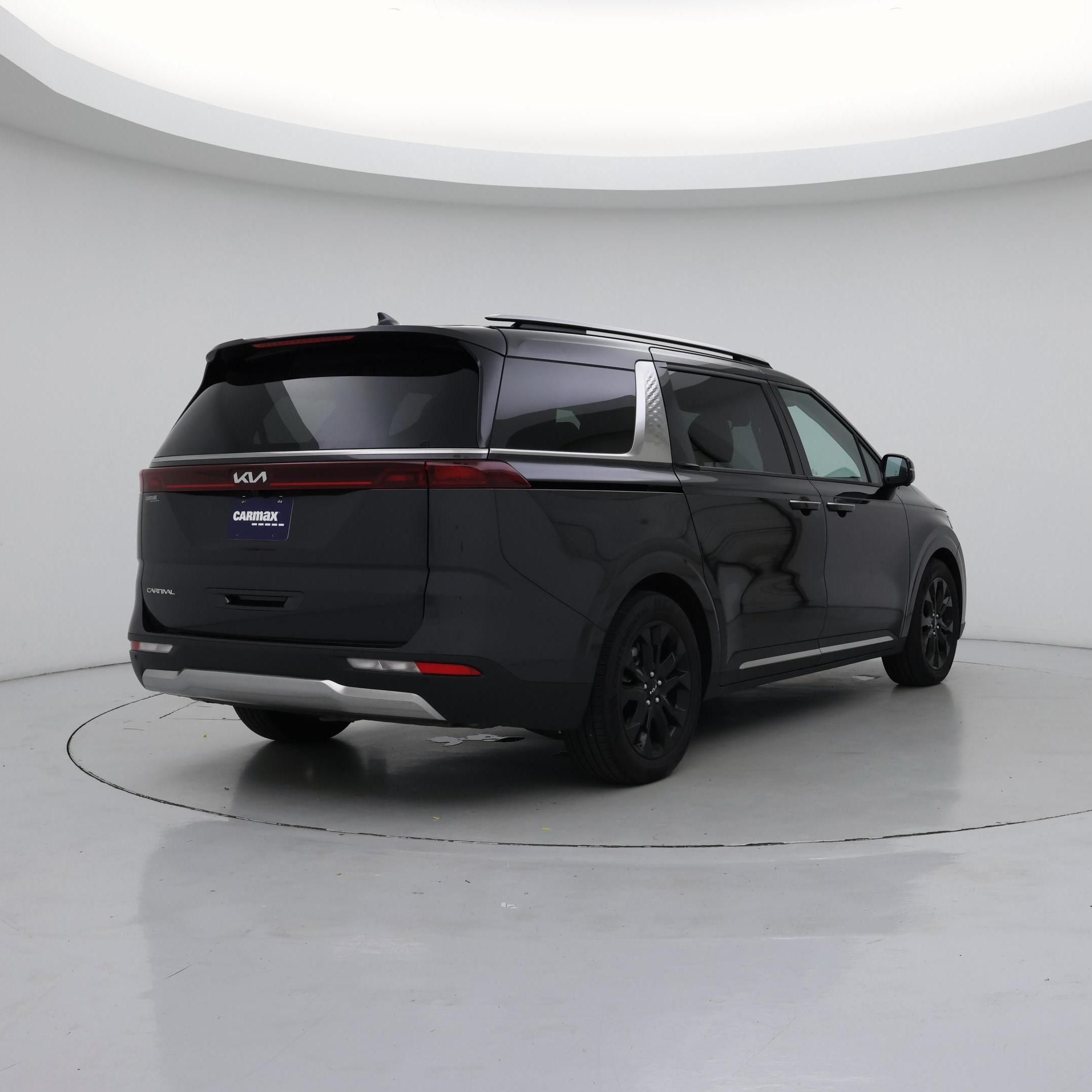Thumbnail: 2024 Kia Carnival - 8