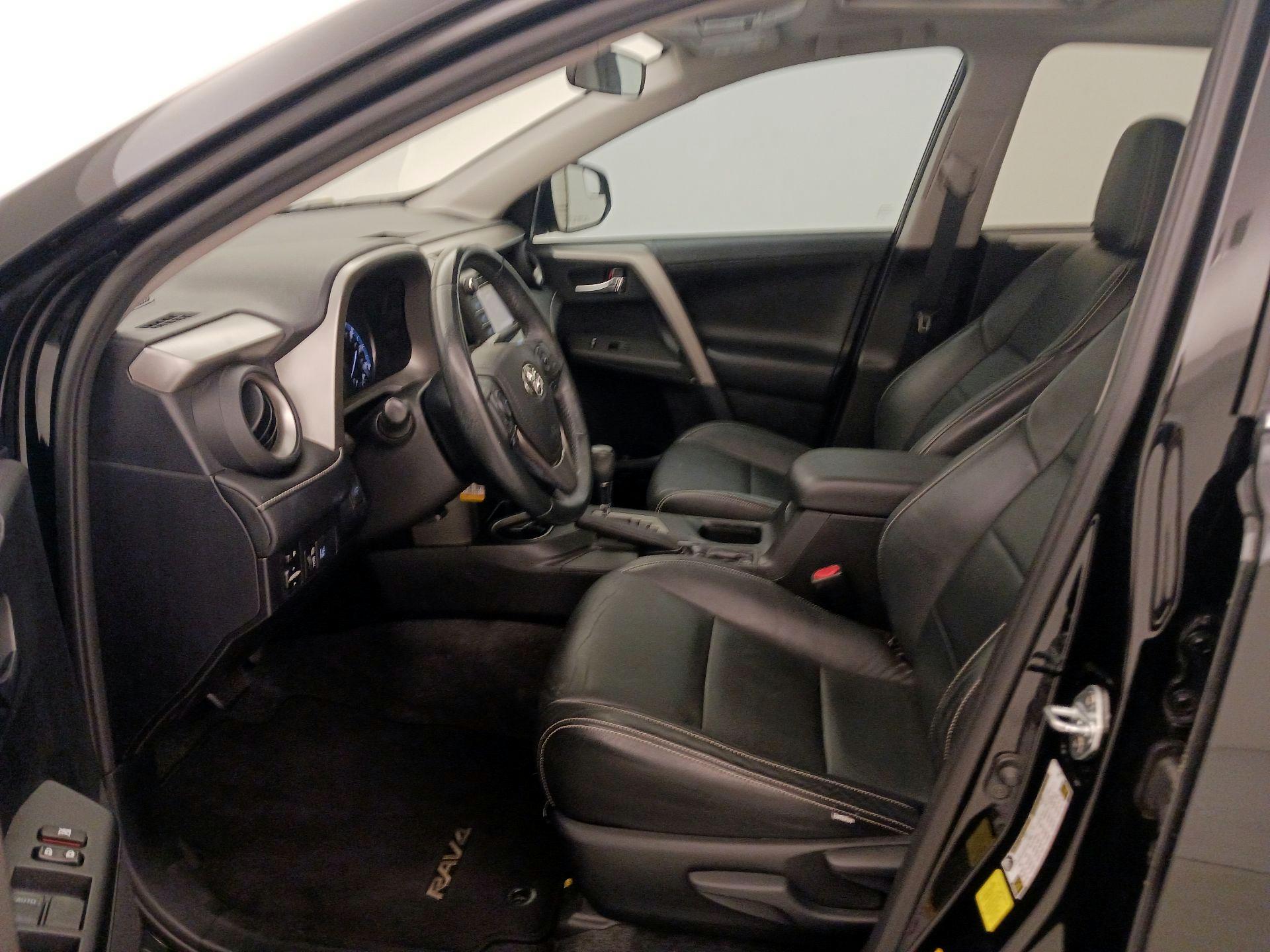 Thumbnail: 2017 Toyota RAV4 - 11