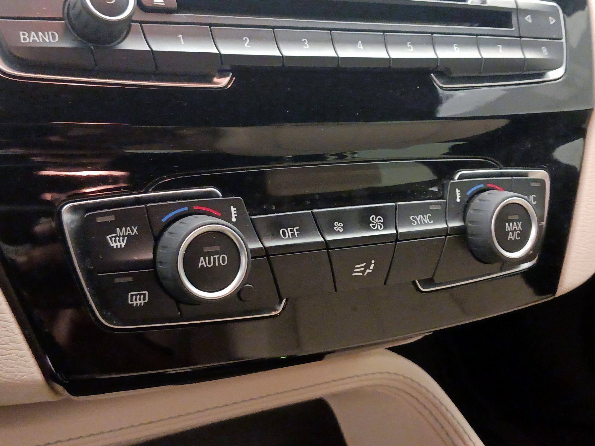 Thumbnail: 2017 BMW X1 - 17
