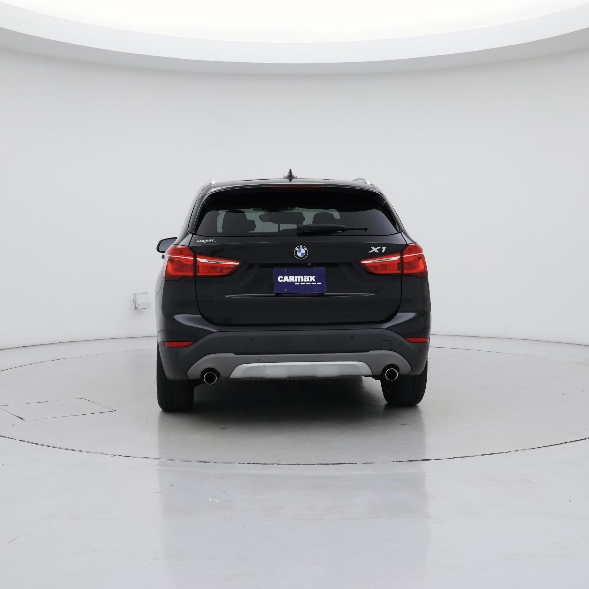 Thumbnail: 2017 BMW X1 - 6