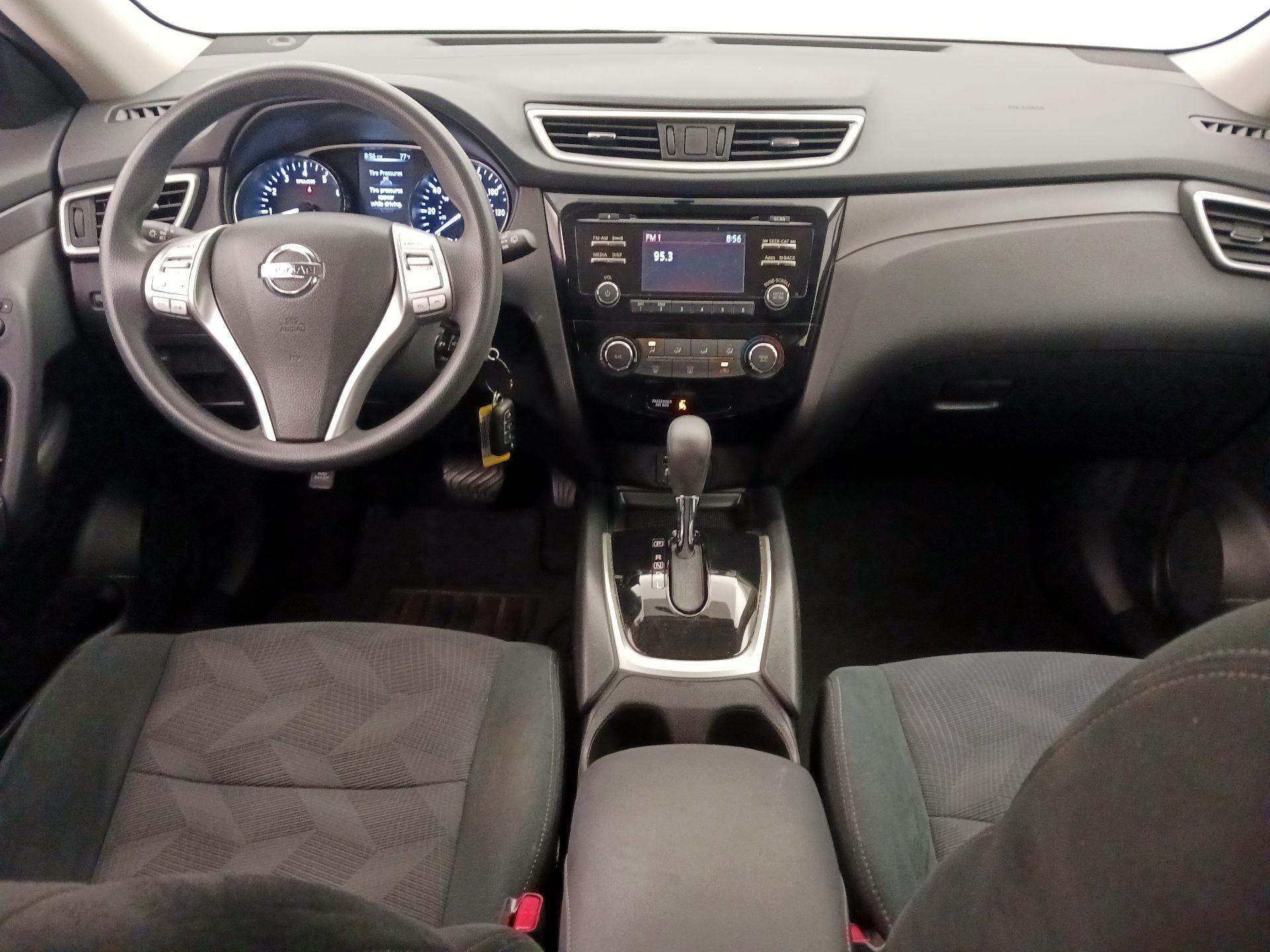Thumbnail: 2016 Nissan Rogue - 9