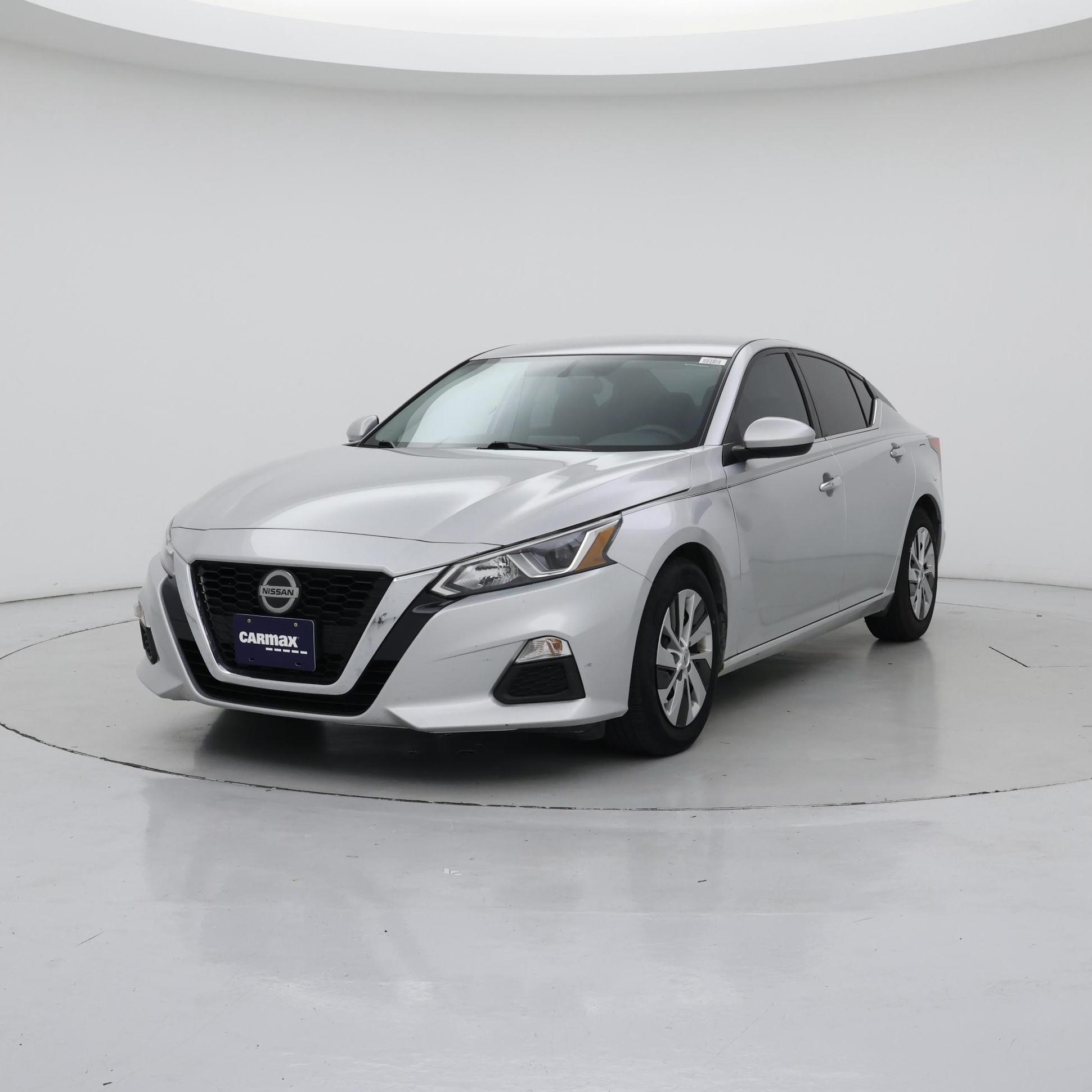 Thumbnail: 2020 Nissan Altima - 4