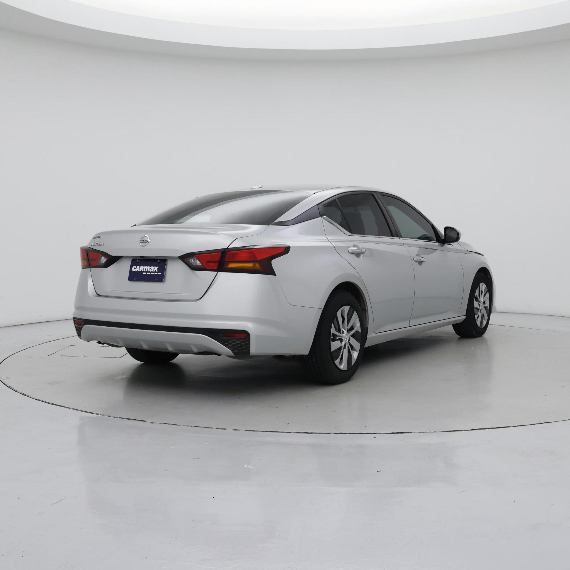 Thumbnail: 2020 Nissan Altima - 8