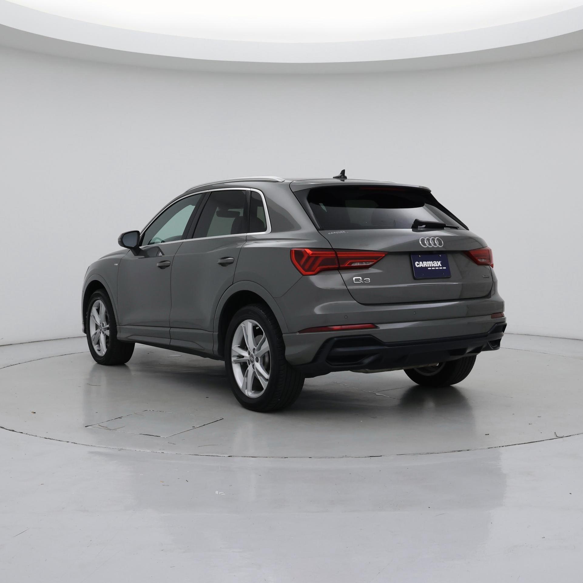 Thumbnail: 2020 Audi Q3 - 2