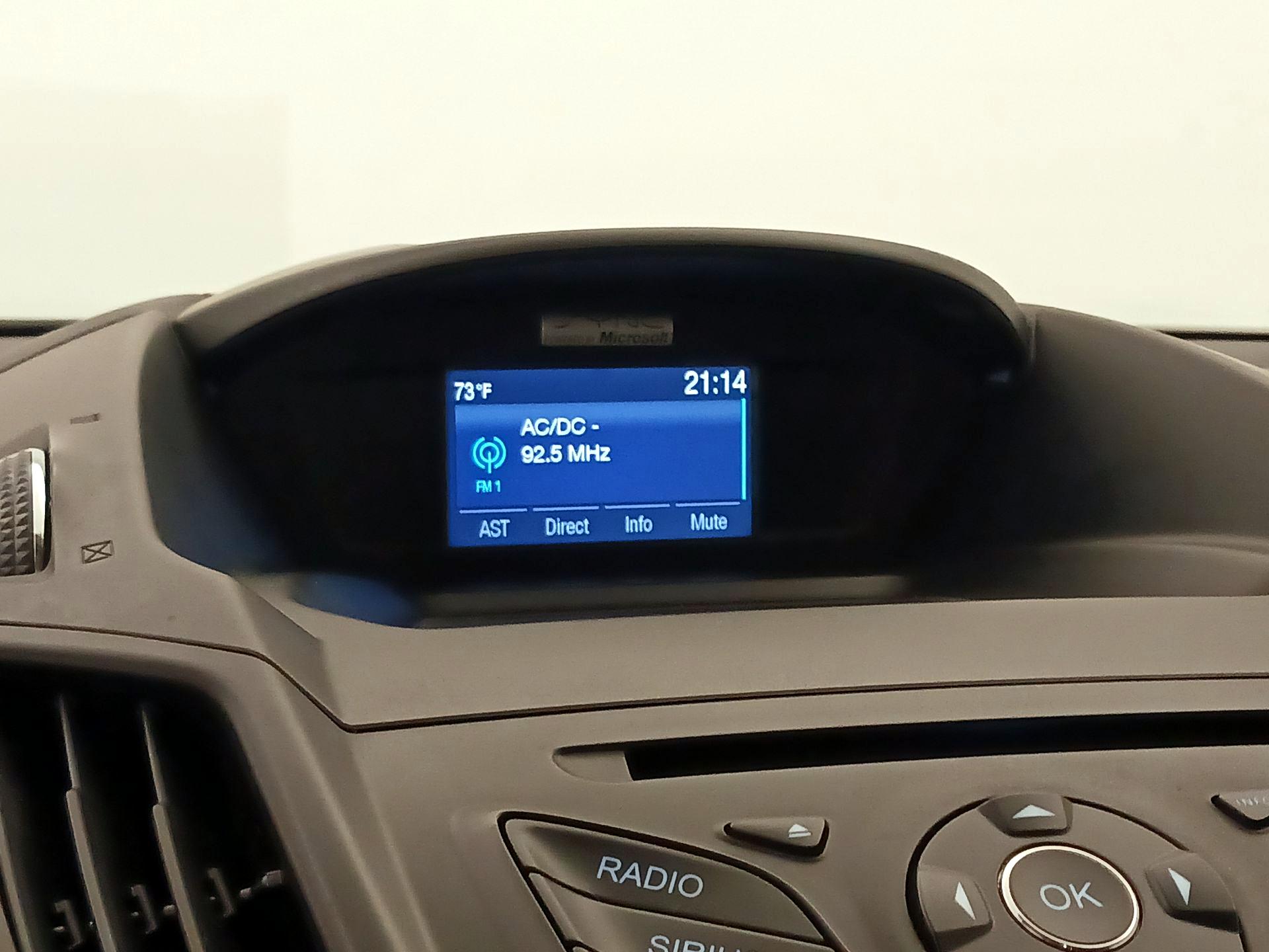 Thumbnail: 2014 Ford Escape - 15