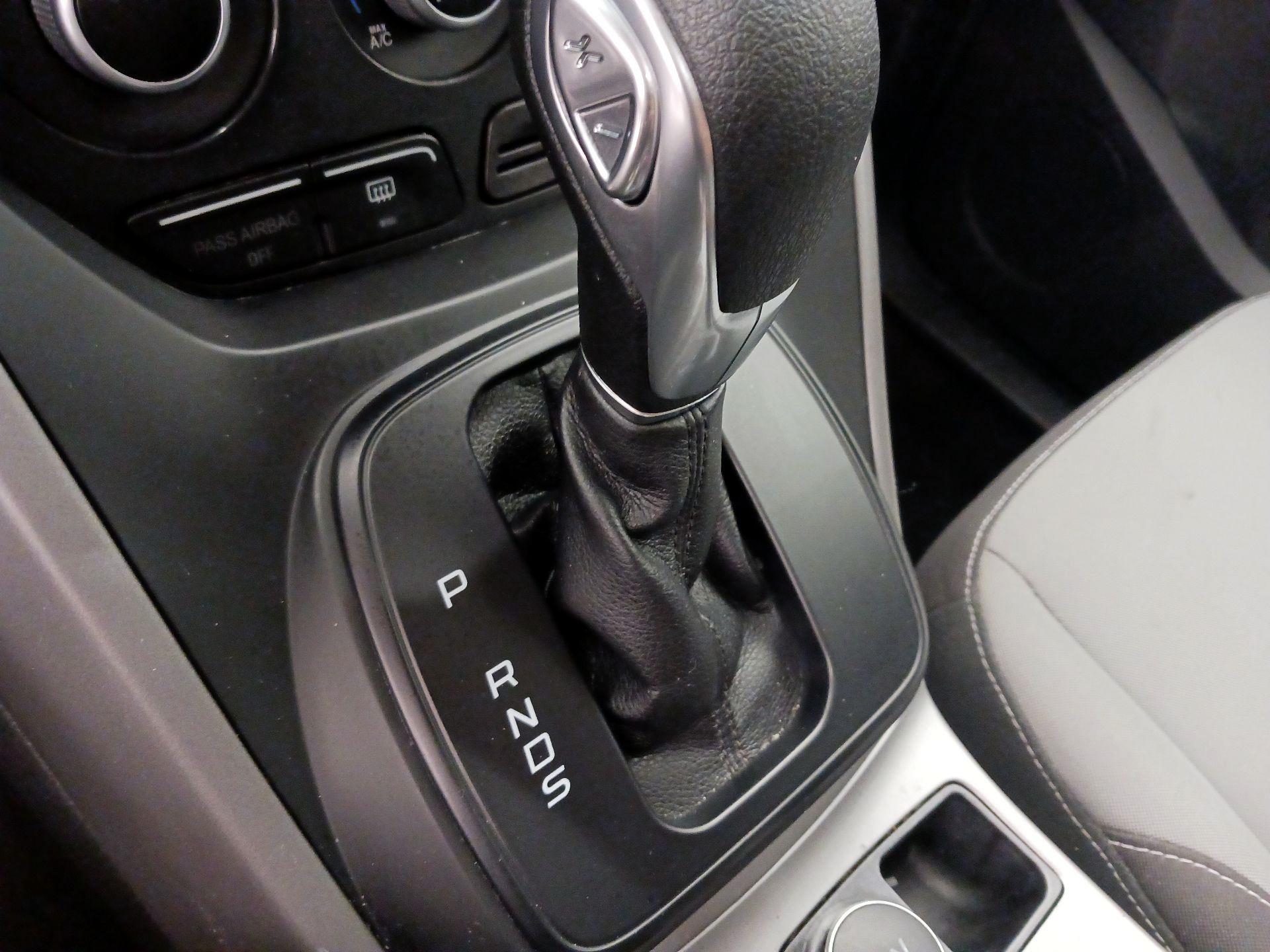 Thumbnail: 2014 Ford Escape - 17