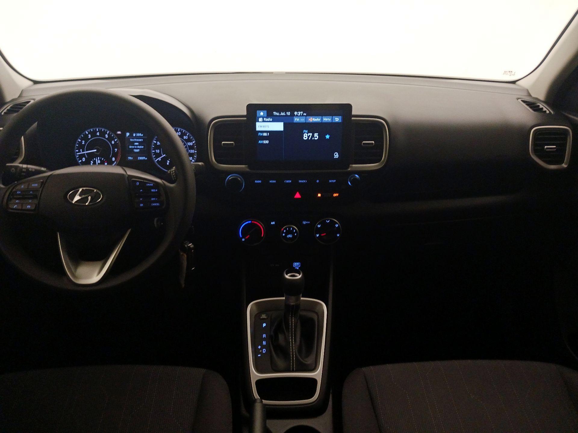 Thumbnail: 2021 Hyundai Venue - 8