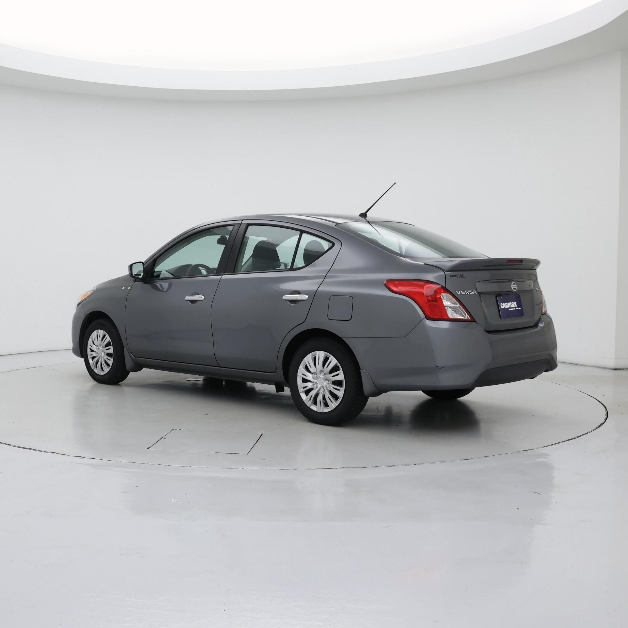 Thumbnail: 2017 Nissan Versa - 2