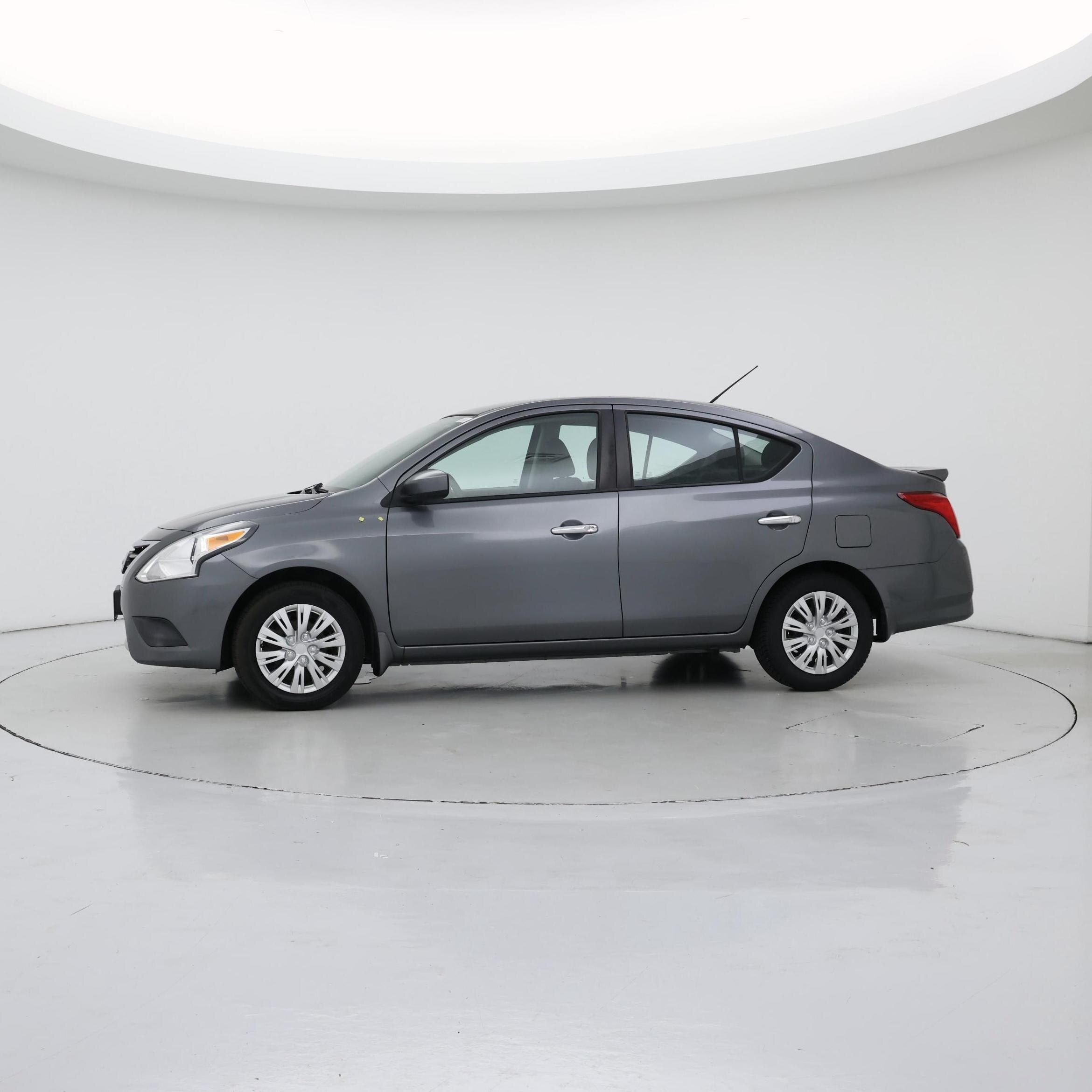 Thumbnail: 2017 Nissan Versa - 3
