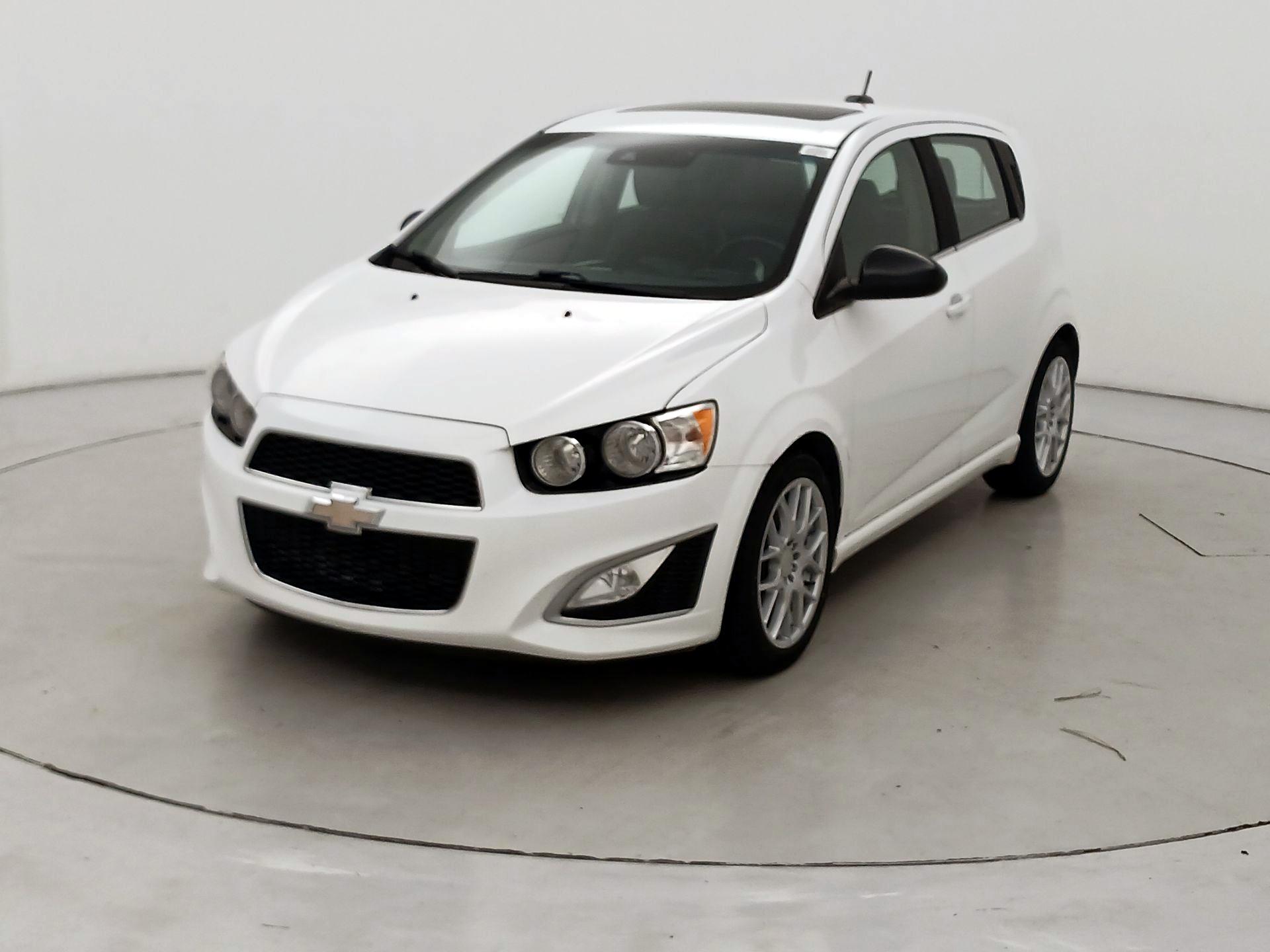 Thumbnail: 2015 Chevrolet Sonic - 3