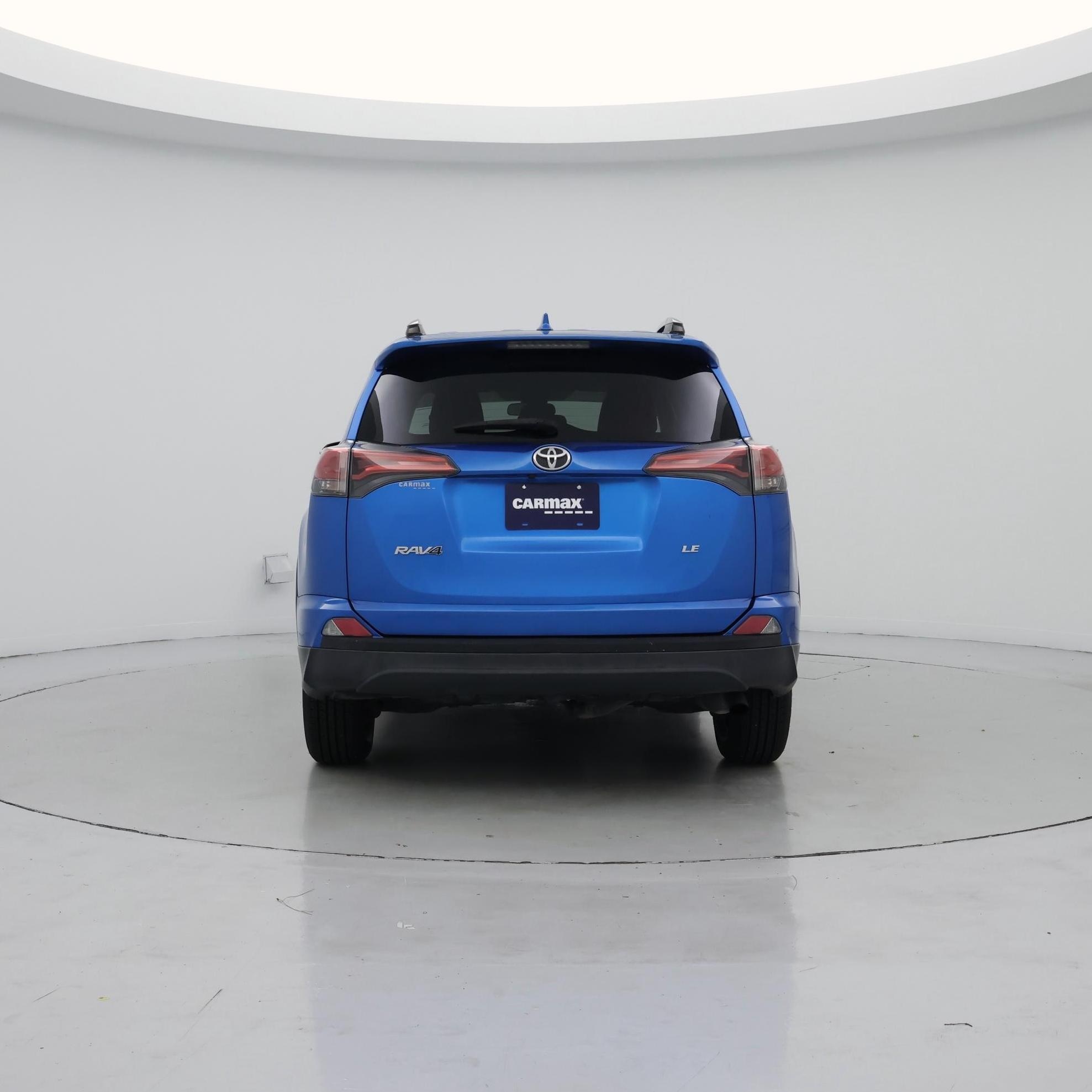 Thumbnail: 2018 Toyota RAV4 - 6