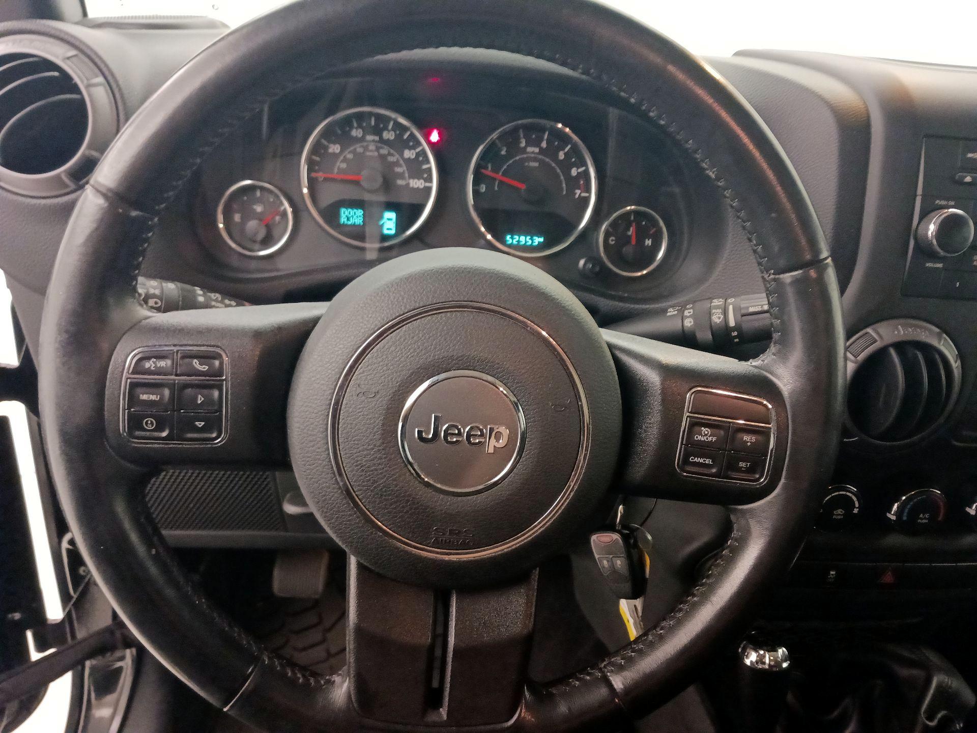Thumbnail: 2018 Jeep Wrangler - 10