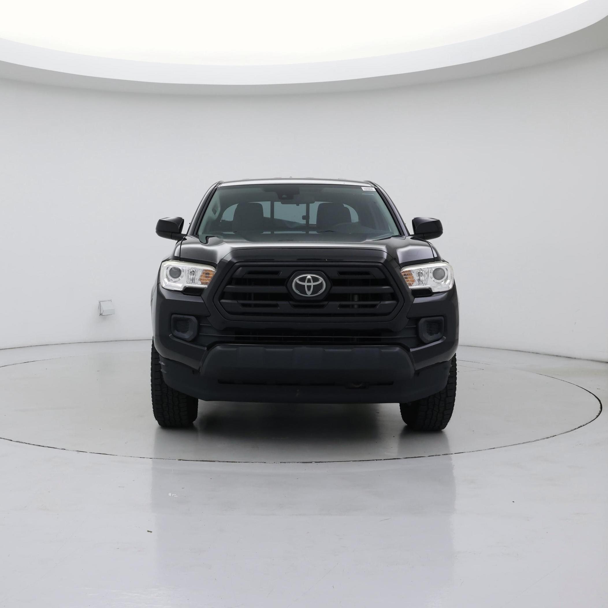 Thumbnail: 2018 Toyota Tacoma - 5