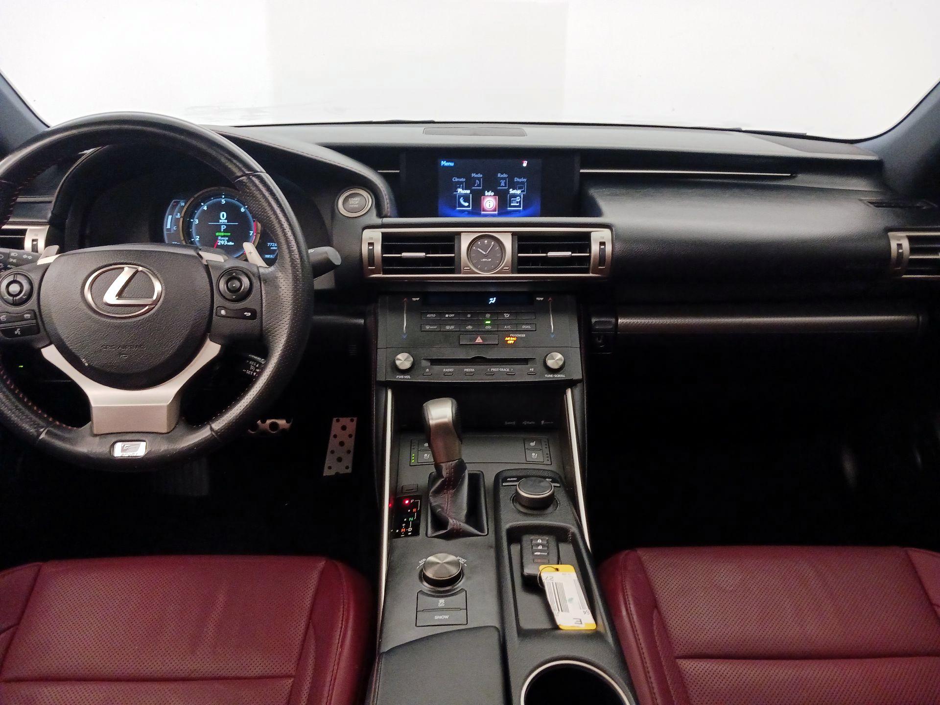 Thumbnail: 2015 Lexus IS - 9
