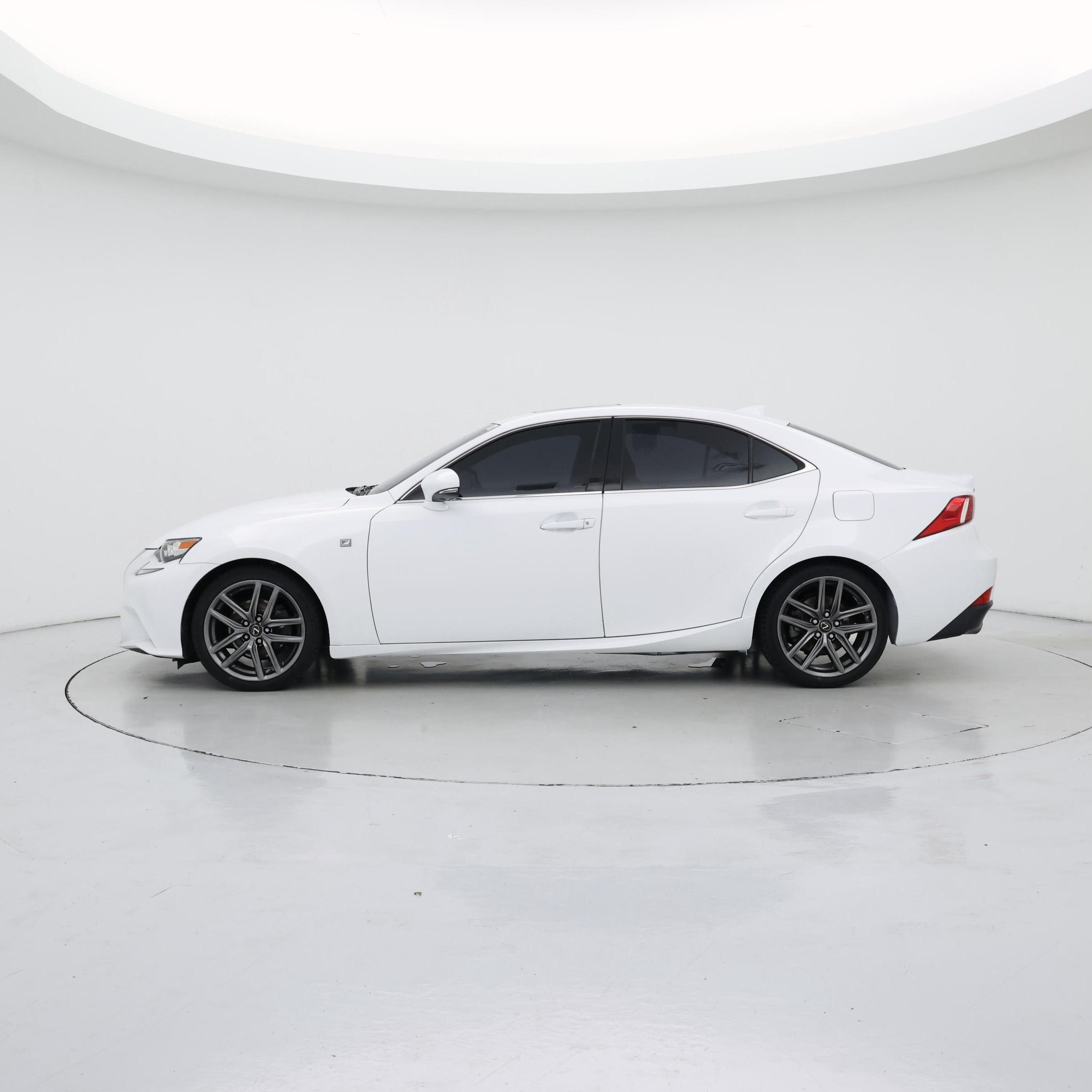Thumbnail: 2015 Lexus IS - 3