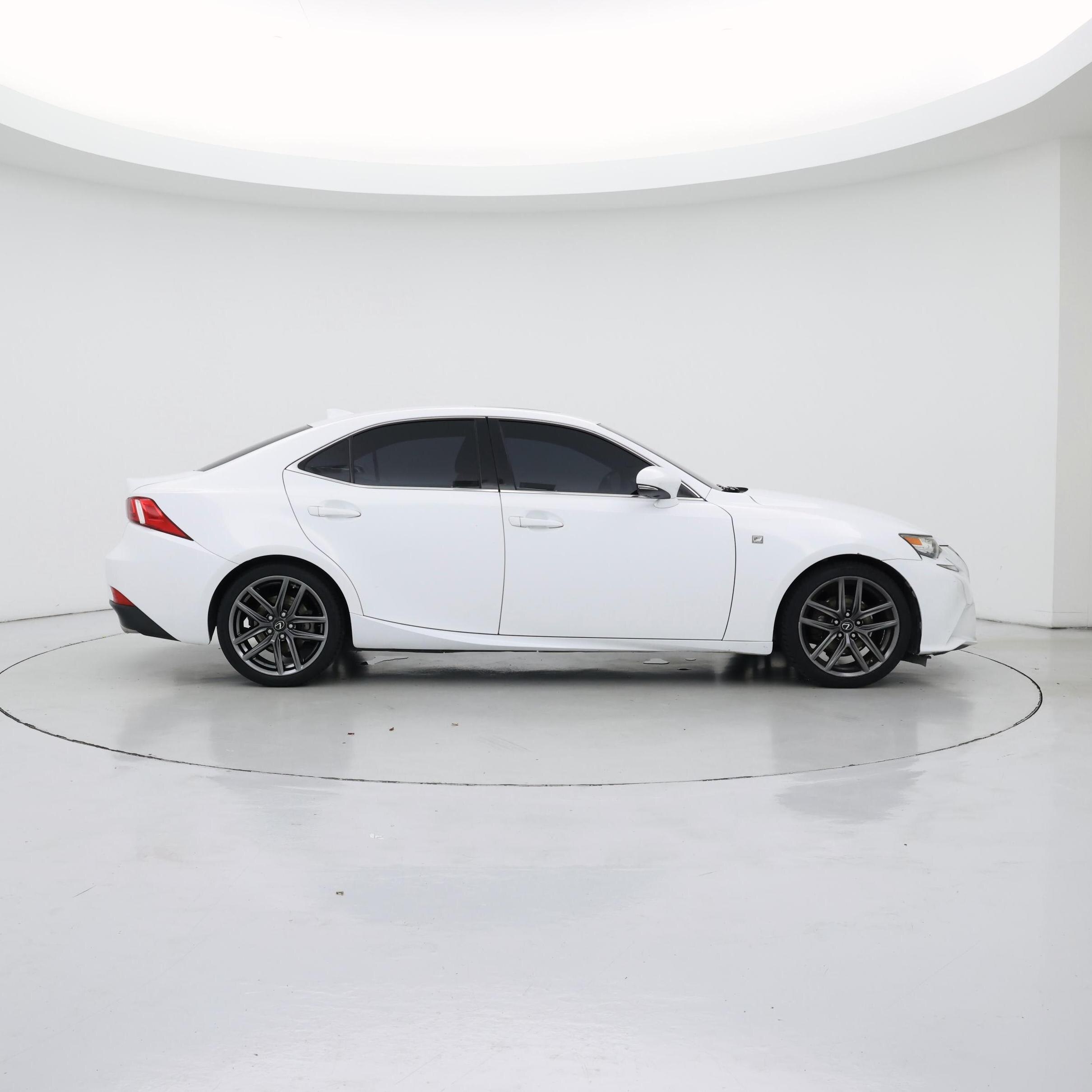 Thumbnail: 2015 Lexus IS - 7