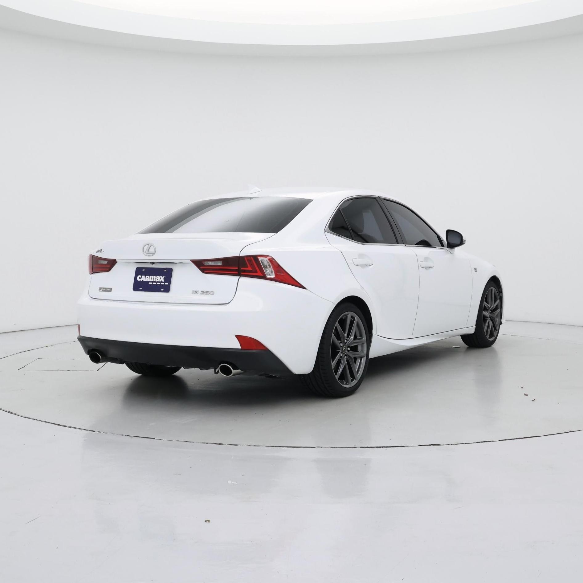 Thumbnail: 2015 Lexus IS - 8