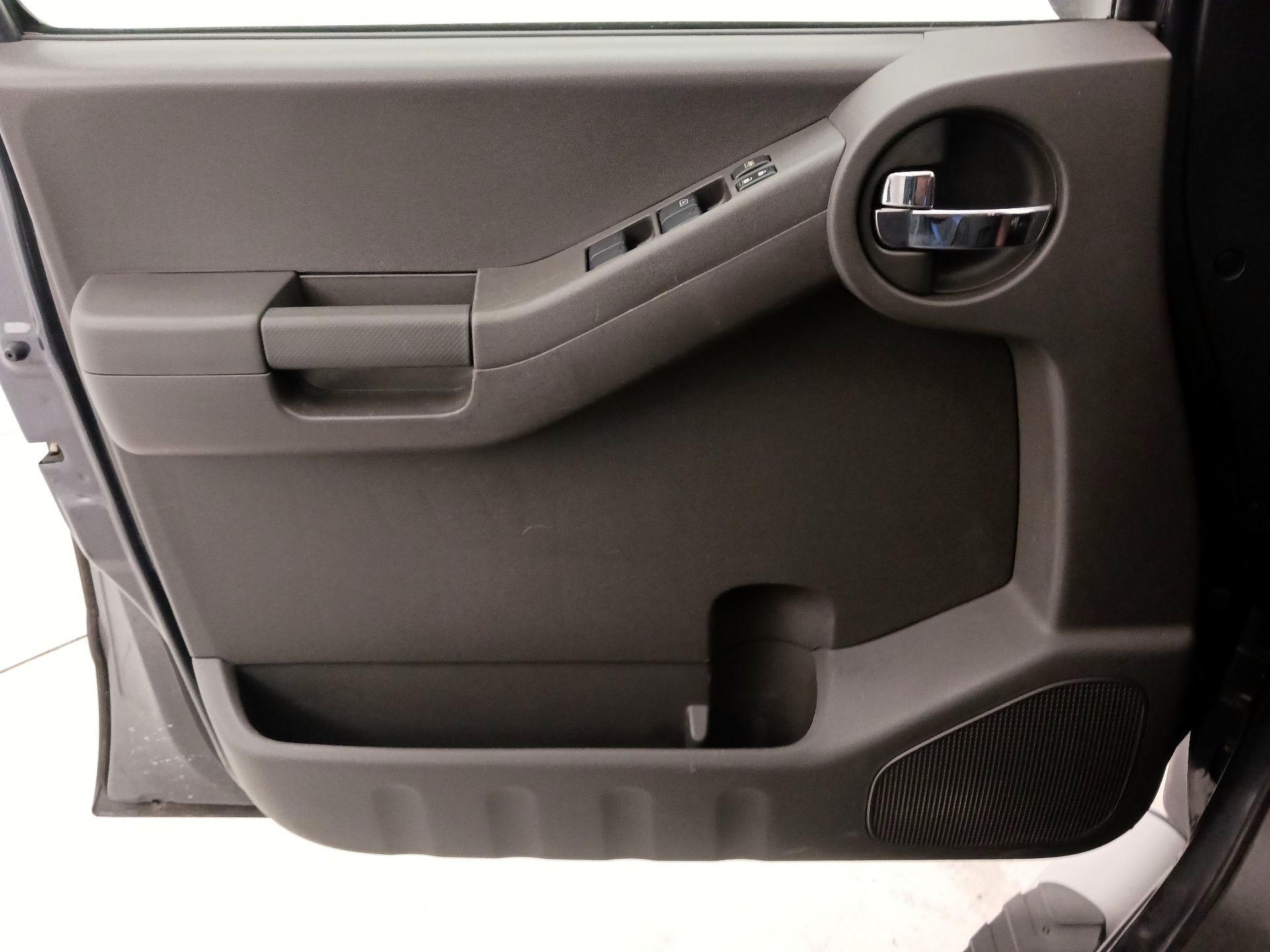 Thumbnail: 2013 Nissan Xterra - 10