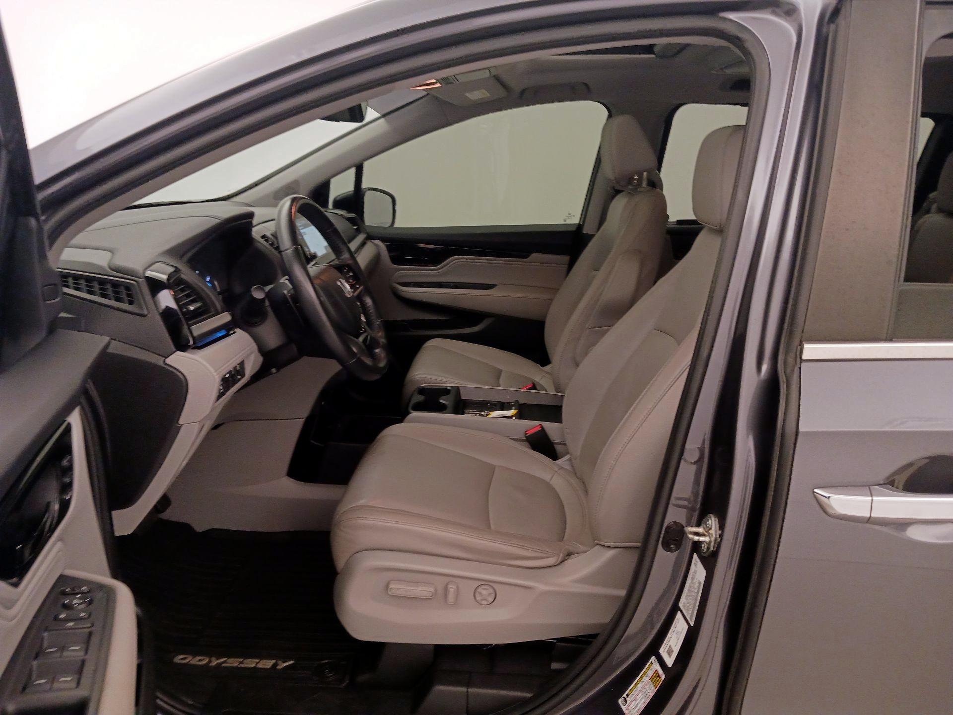 Thumbnail: 2021 Honda Odyssey - 11
