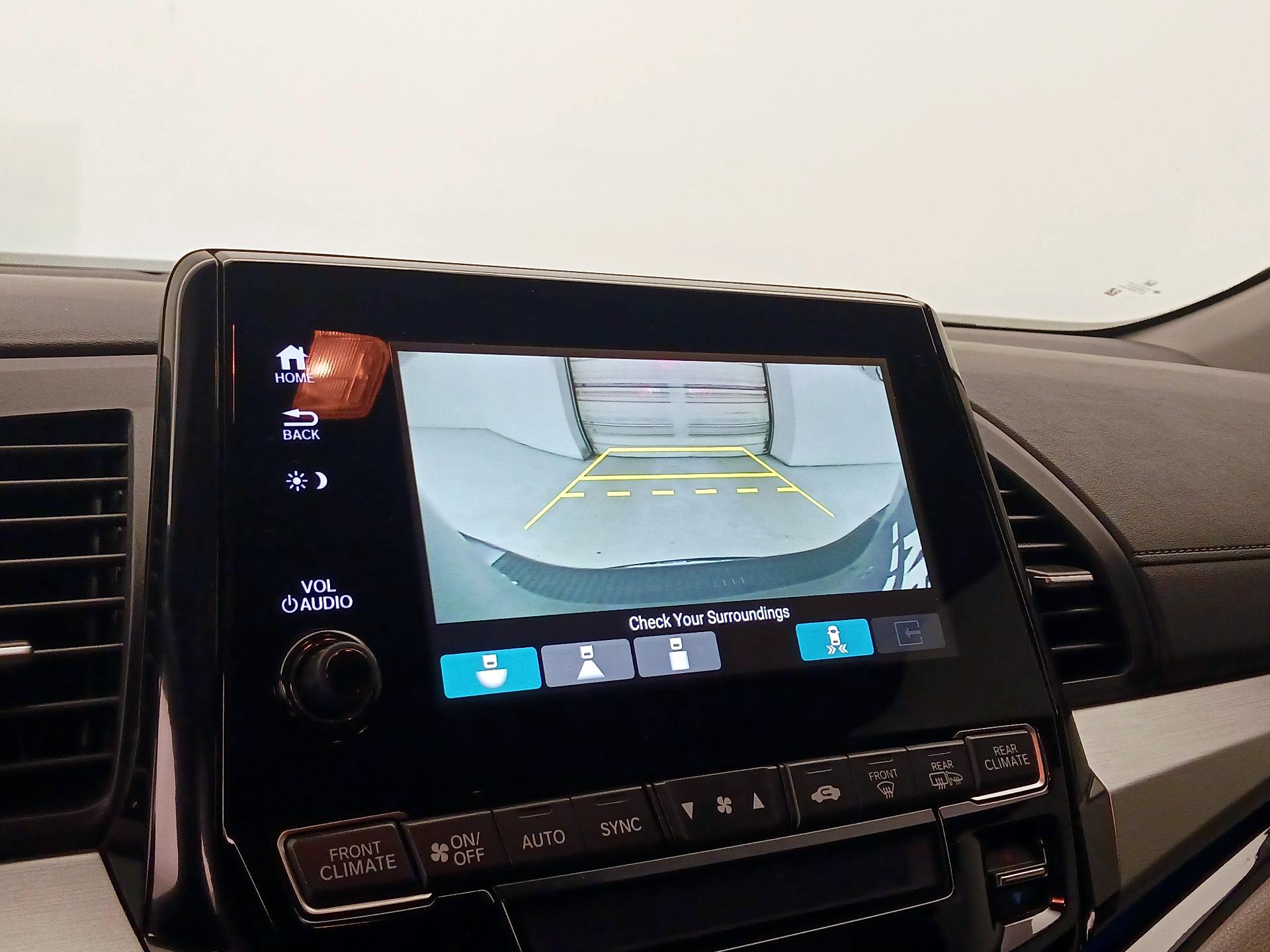 Thumbnail: 2021 Honda Odyssey - 15